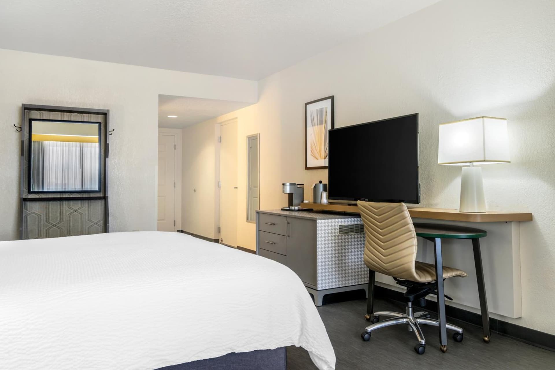 Holiday Inn Orlando International Dr-ICON by IHG gallery photo in Orlando, FL — image 15
