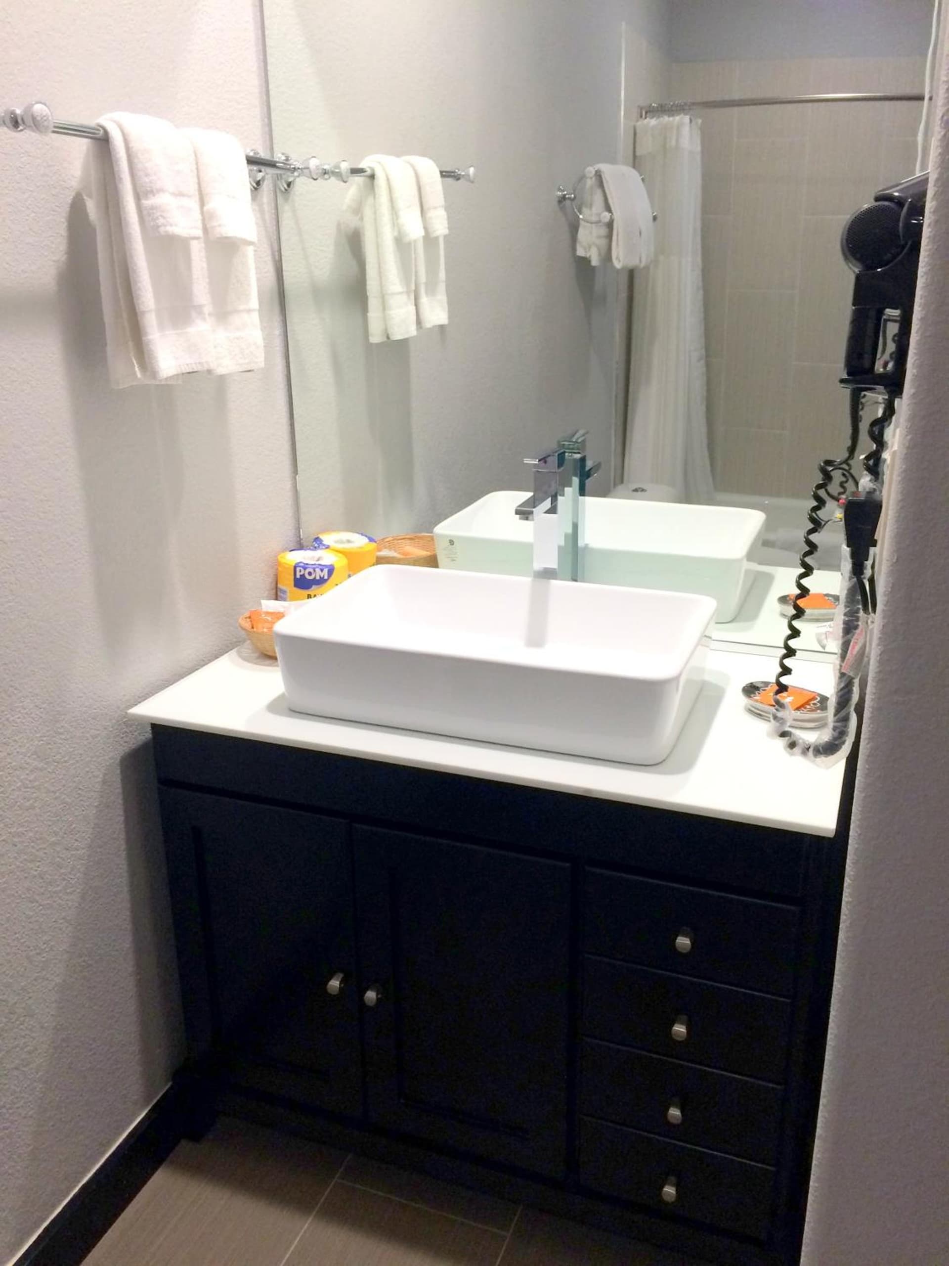 FairBridge Inn & Suites Gateway to Yosemite property views in Merced, CA — gallery photo 3