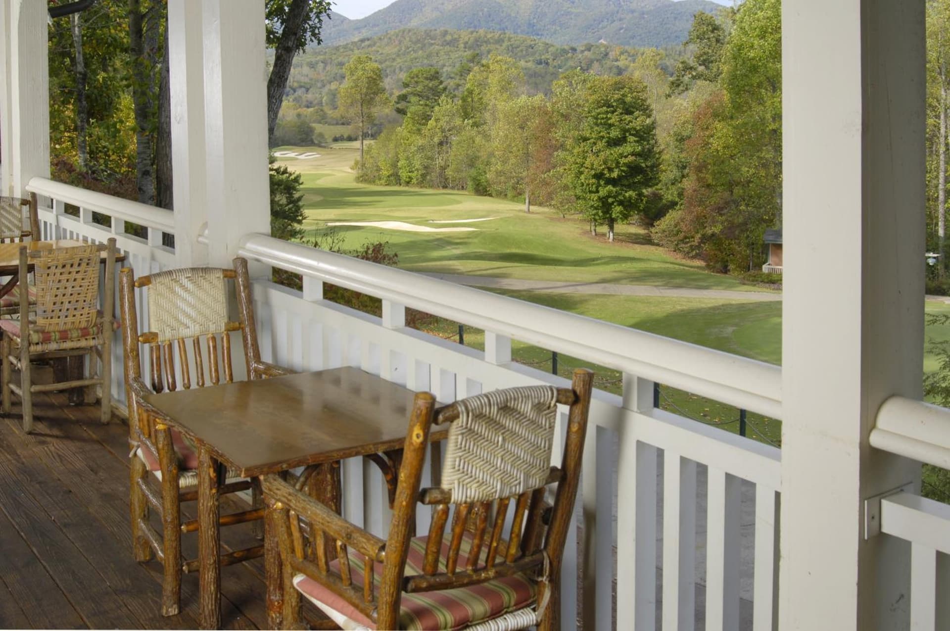 Brasstown Valley Resort & Spa interior in Young Harris, GA — gallery photo 2