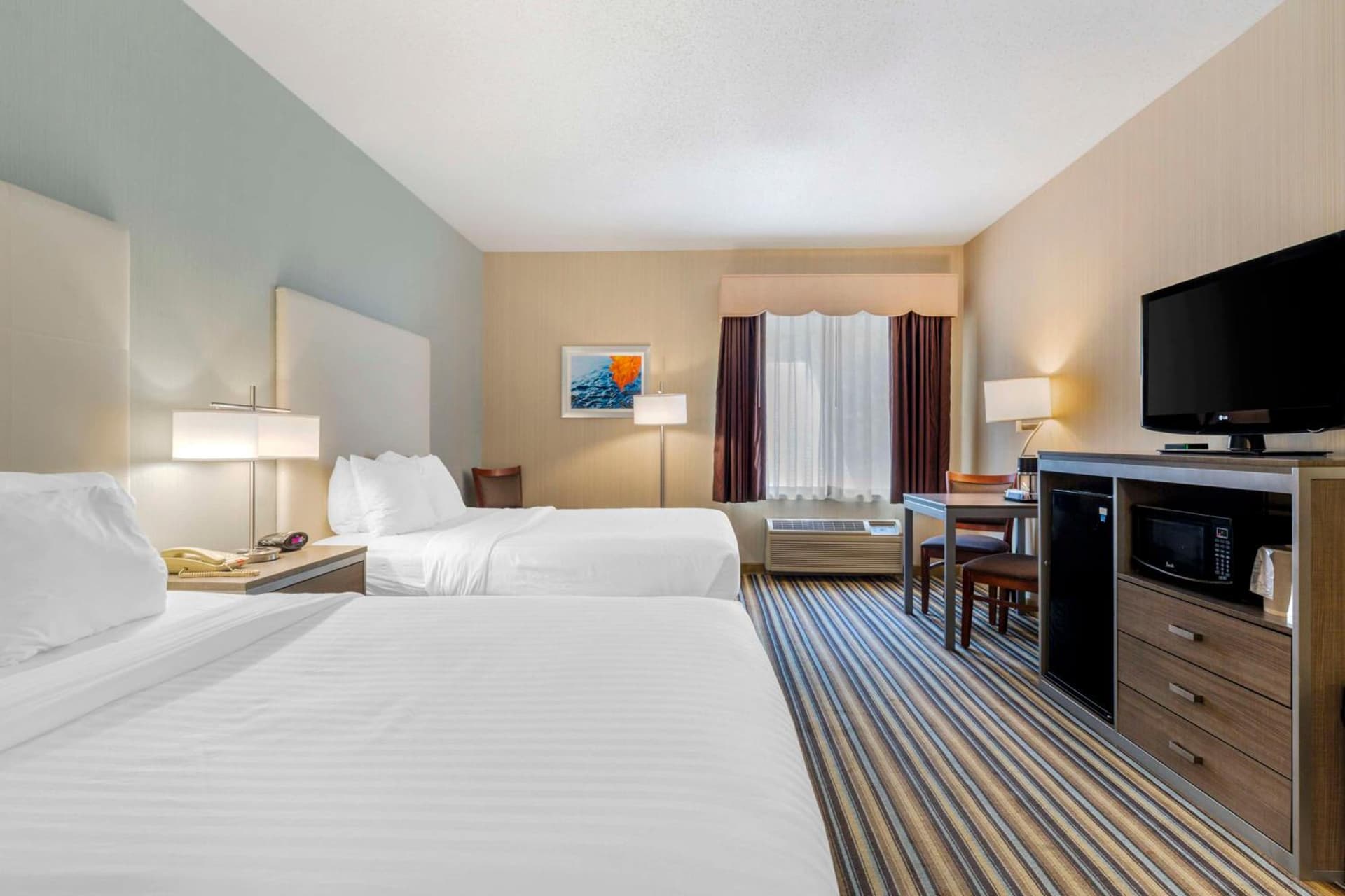 Best Western Plus New England Inn & Suites gallery photo in Berlin, CT — image 44