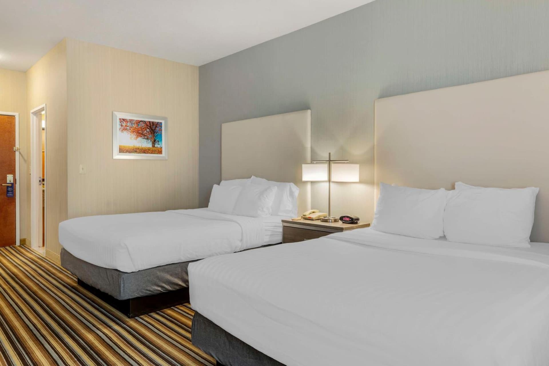 Best Western Plus New England Inn & Suites gallery photo in Berlin, CT — image 7