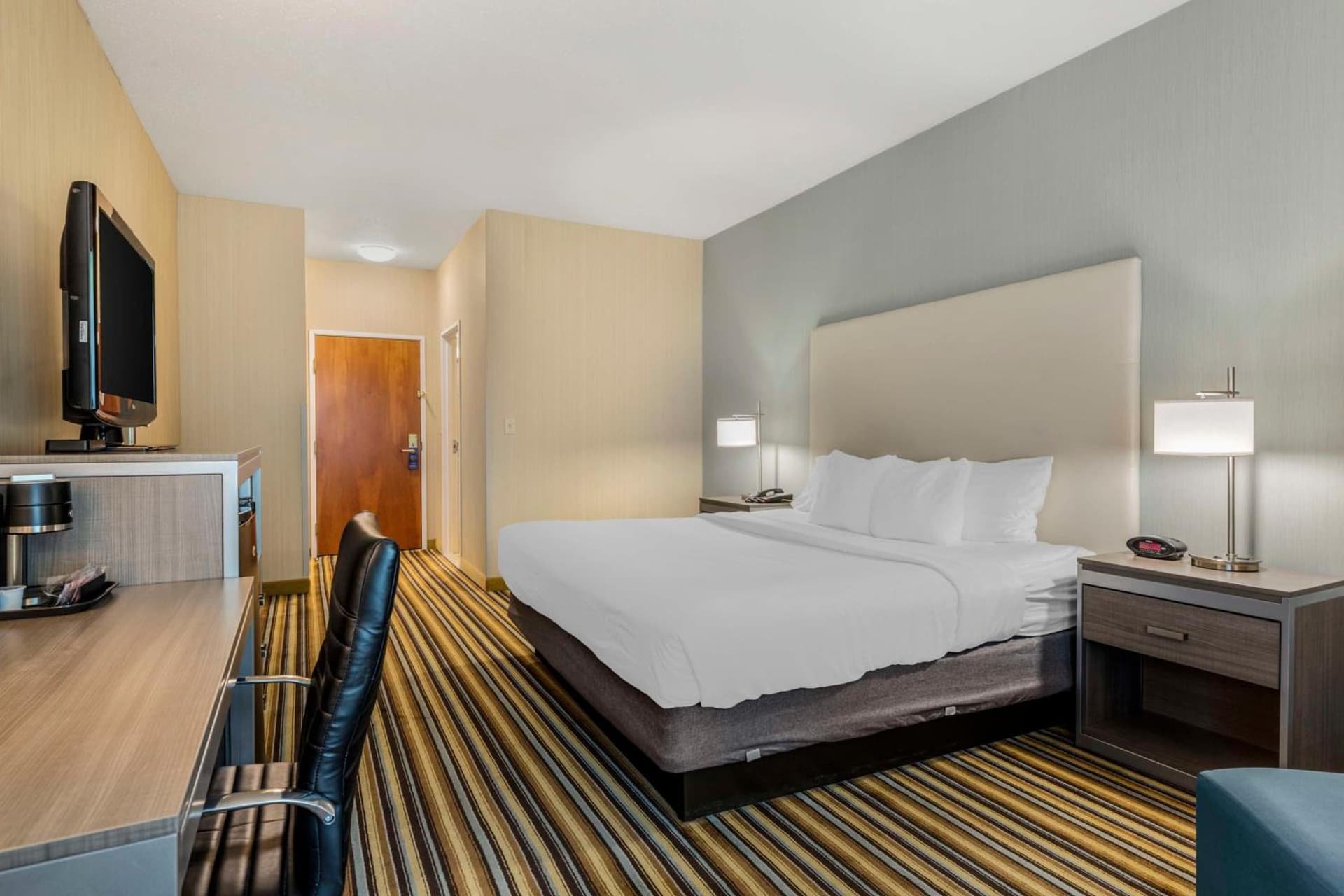Best Western Plus New England Inn & Suites gallery photo in Berlin, CT — image 34