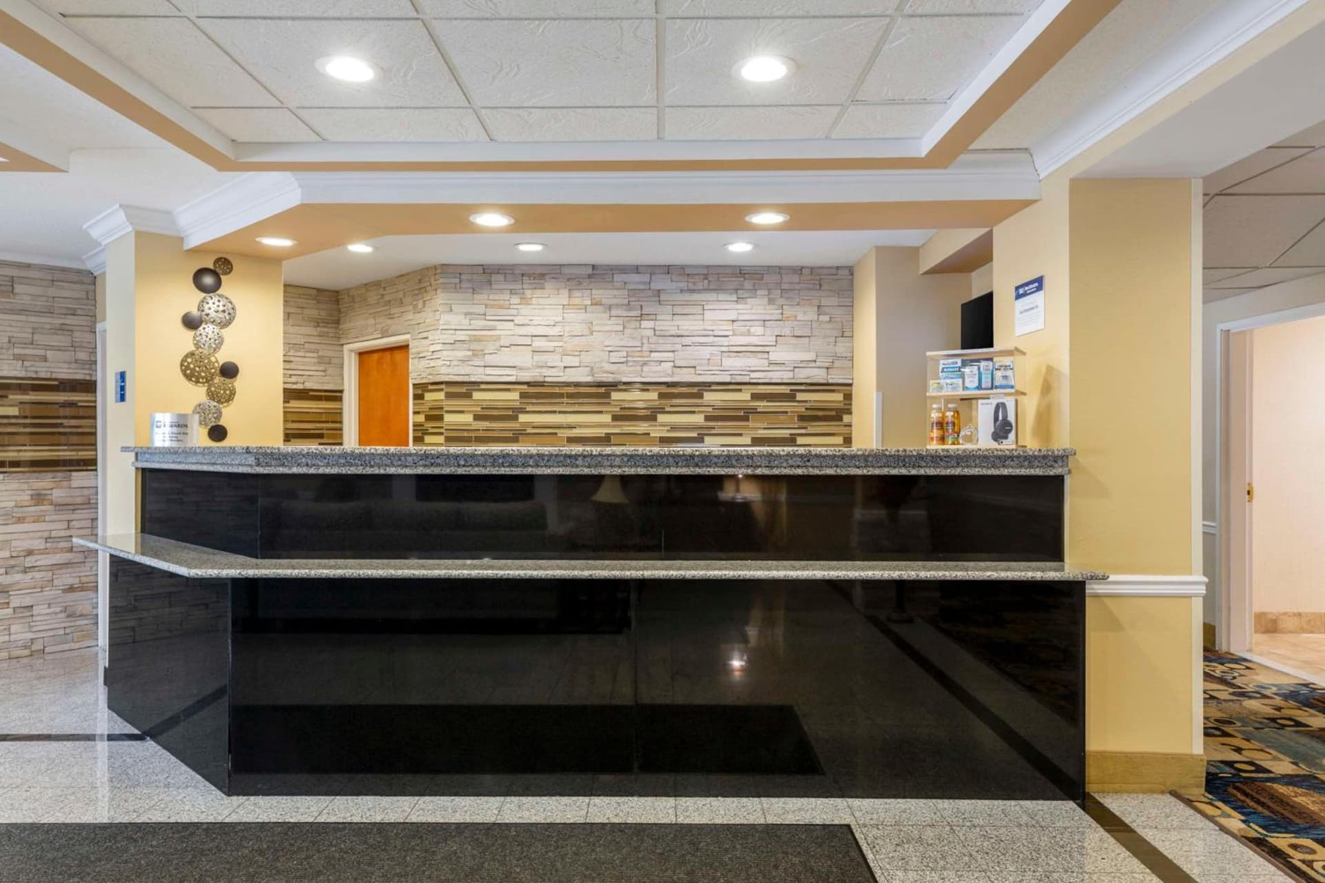 Best Western Plus New England Inn & Suites gallery photo in Berlin, CT — image 16