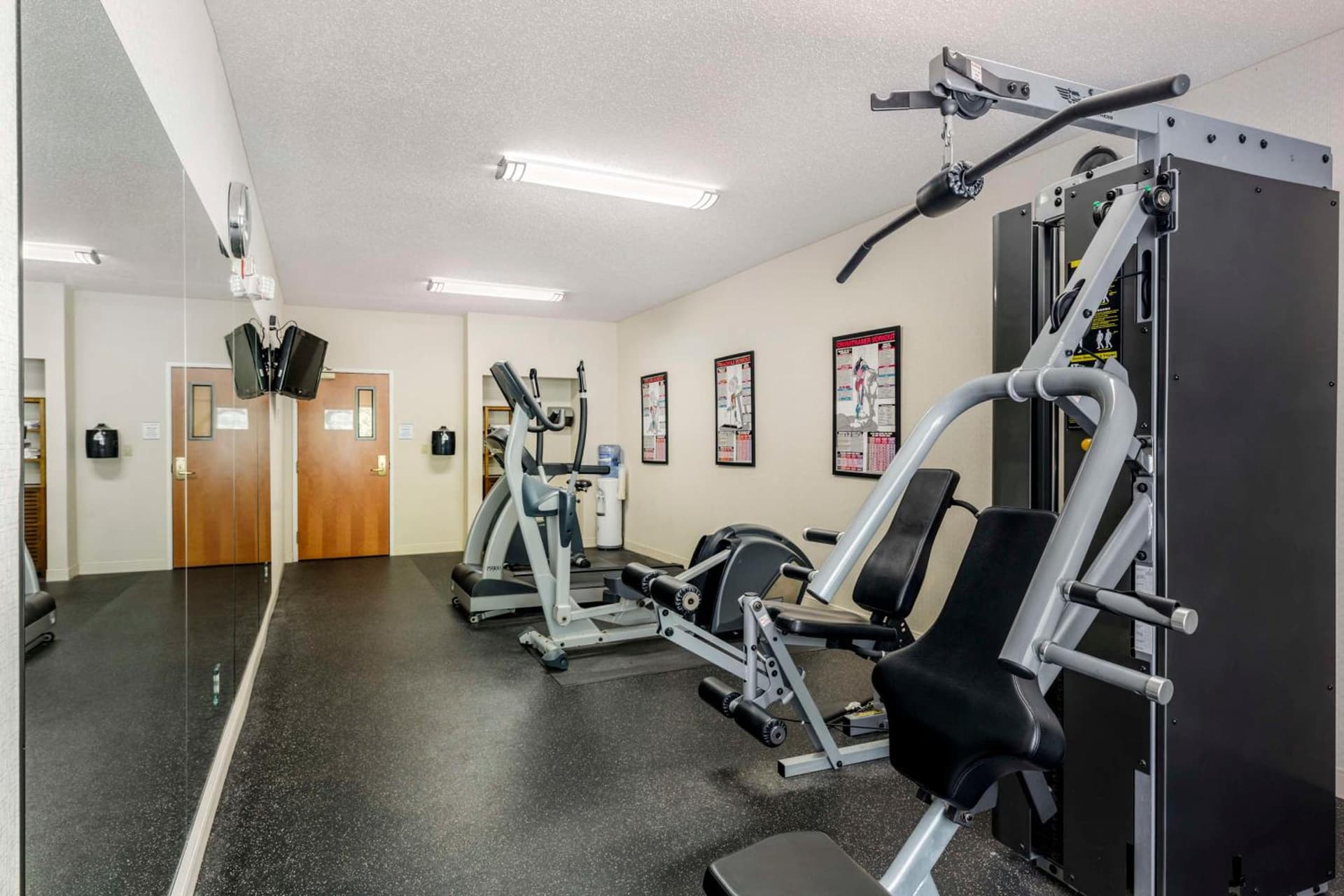 Best Western Plus New England Inn & Suites gallery photo in Berlin, CT — image 33