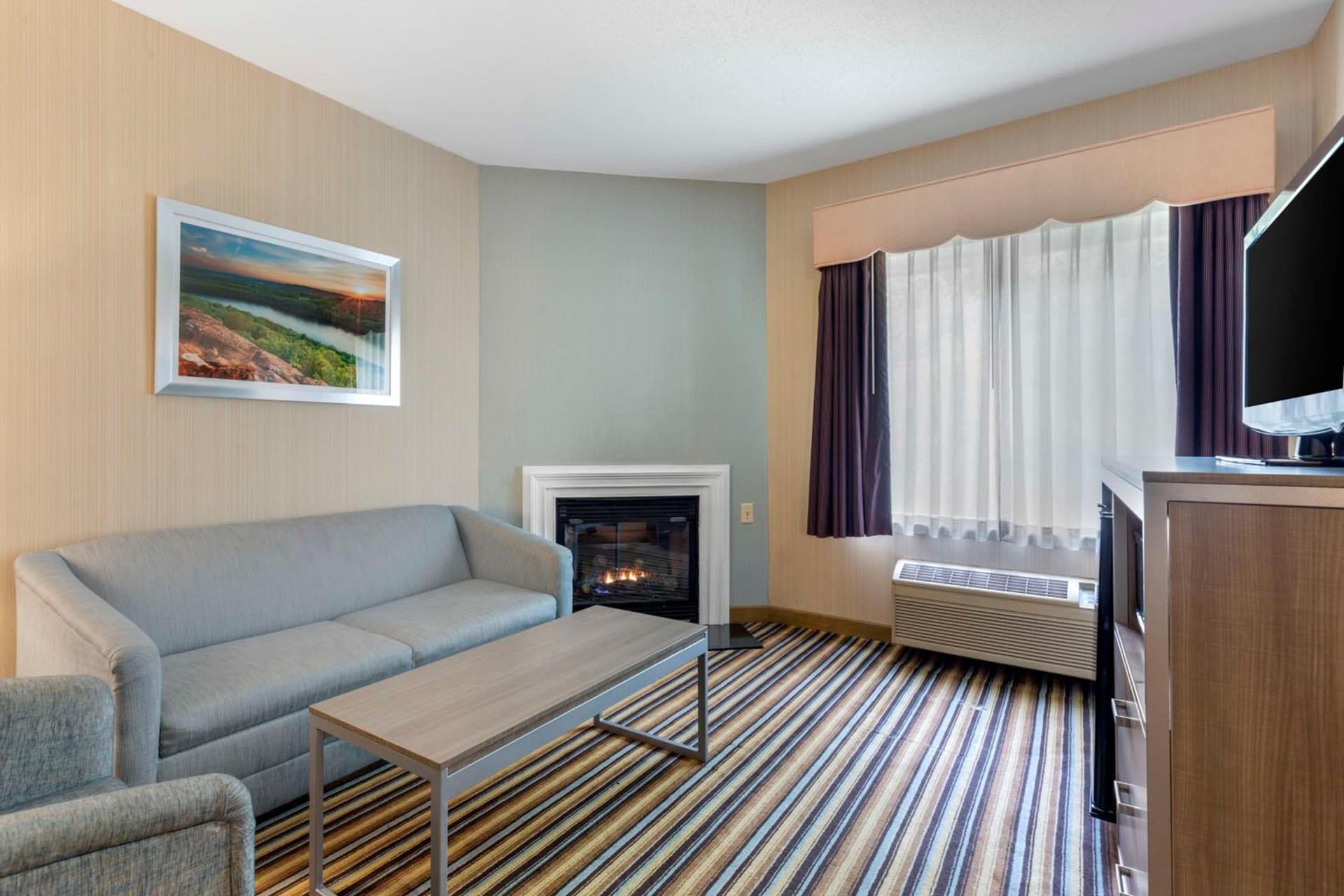 Best Western Plus New England Inn & Suites gallery photo in Berlin, CT — image 28
