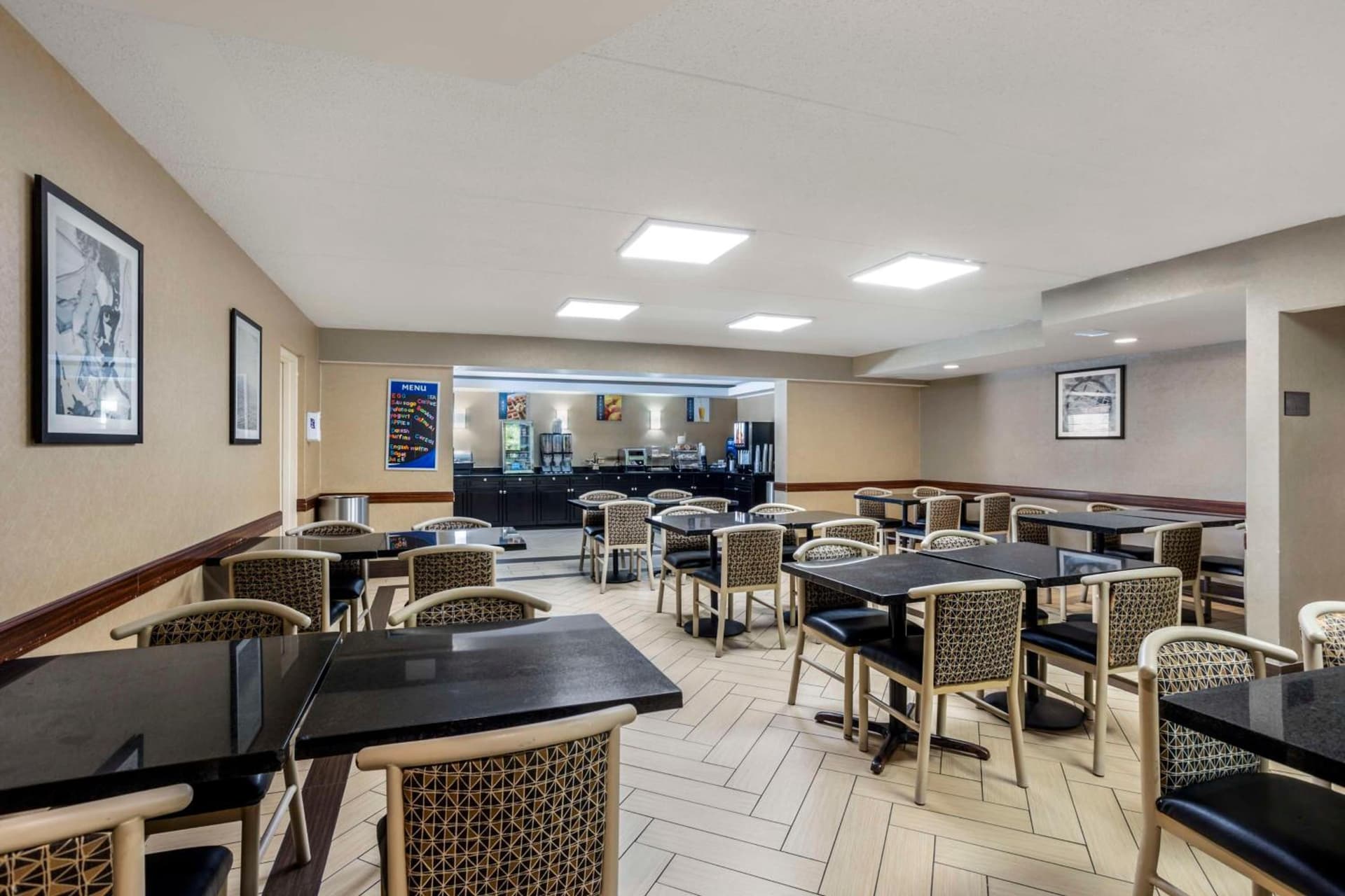 Best Western Harrisburg North Hershey property views in Harrisburg, PA — gallery photo 3