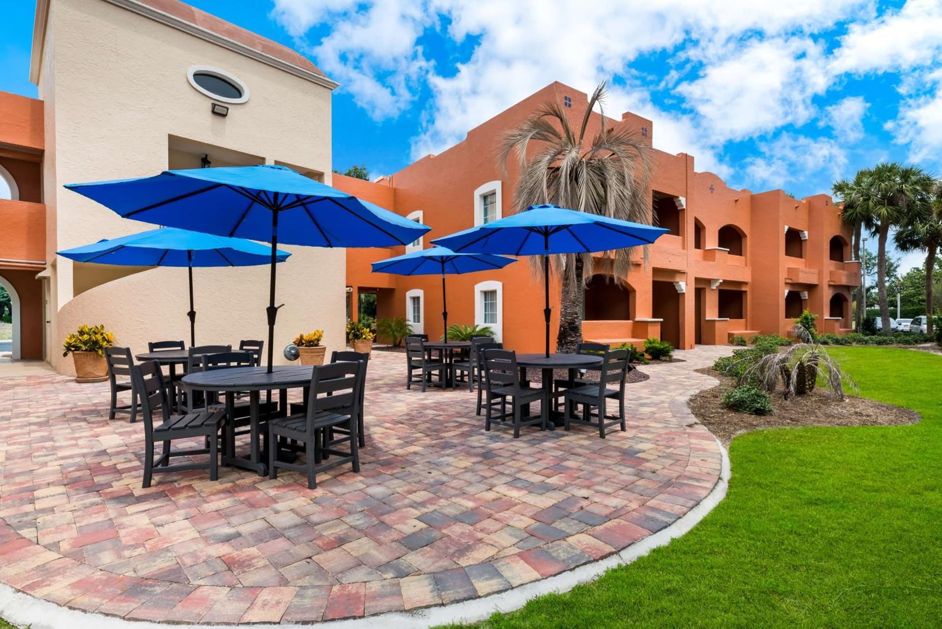 SureStay Plus Hotel by Best Western The Villages gallery photo in Lady Lake, FL — image 18