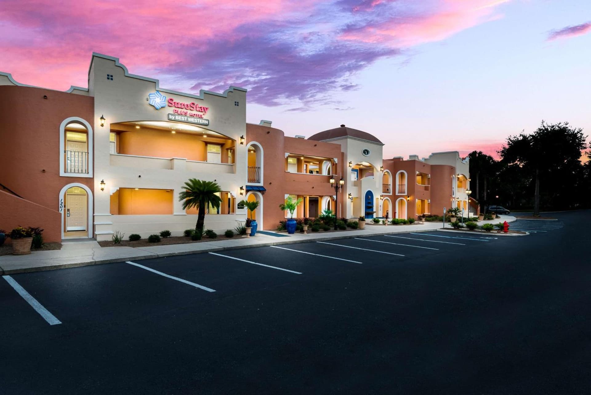 SureStay Plus Hotel by Best Western The Villages property views in Lady Lake, FL — gallery photo 3