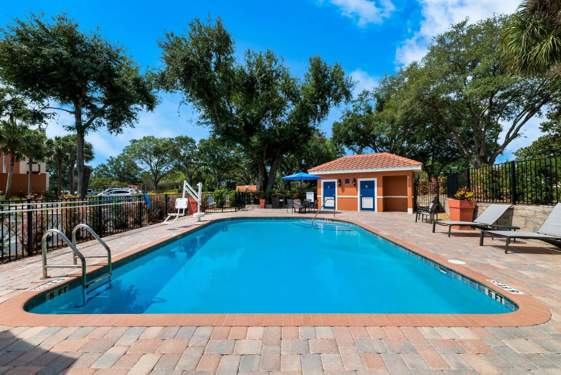 SureStay Plus Hotel by Best Western The Villages gallery photo in Lady Lake, FL — image 22