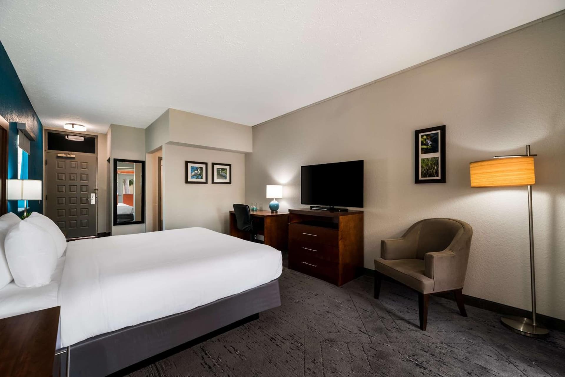 SureStay Plus Hotel by Best Western The Villages gallery photo in Lady Lake, FL — image 10