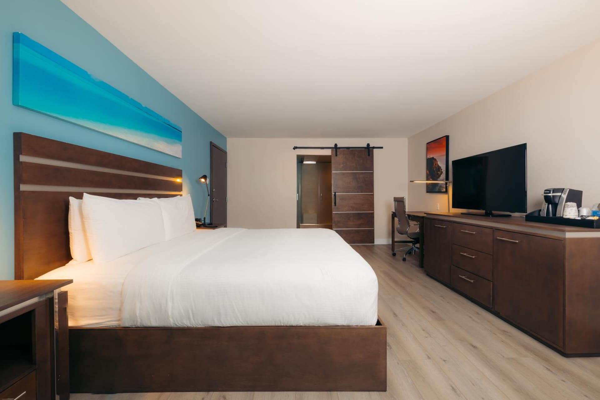 The Cove Hotel gallery photo in Long Beach, CA — image 70