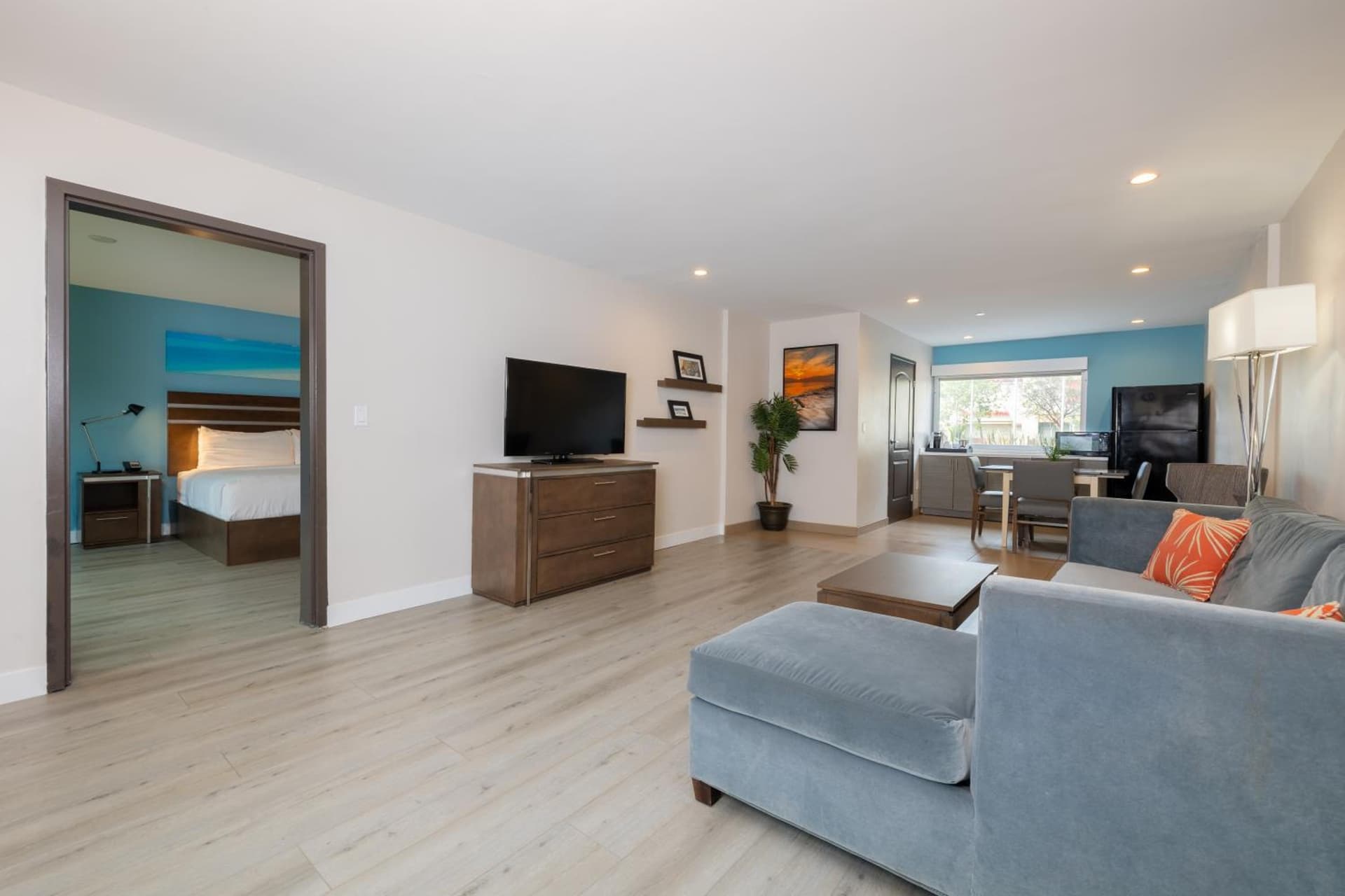 The Cove Hotel gallery photo in Long Beach, CA — image 54