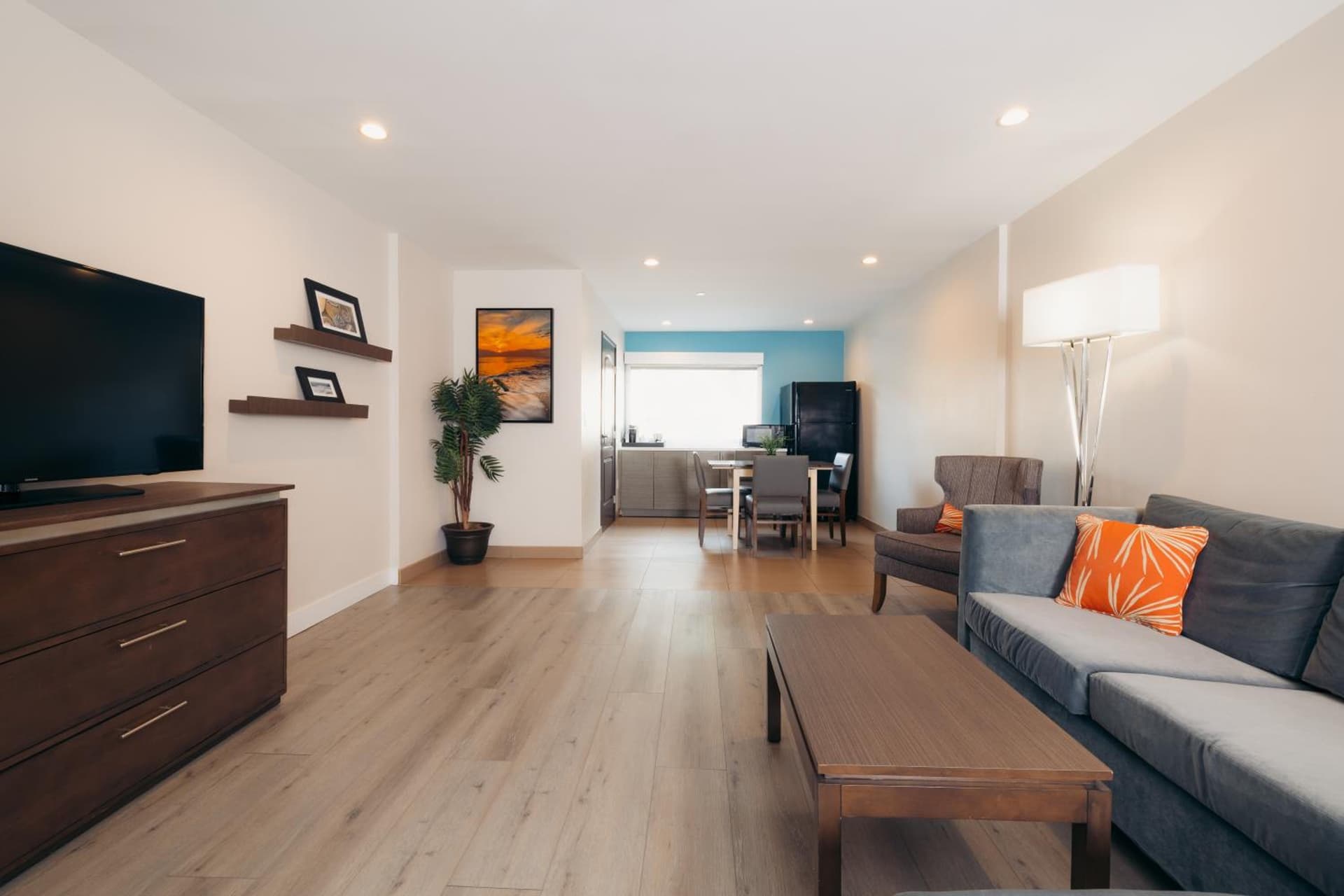 The Cove Hotel gallery photo in Long Beach, CA — image 102