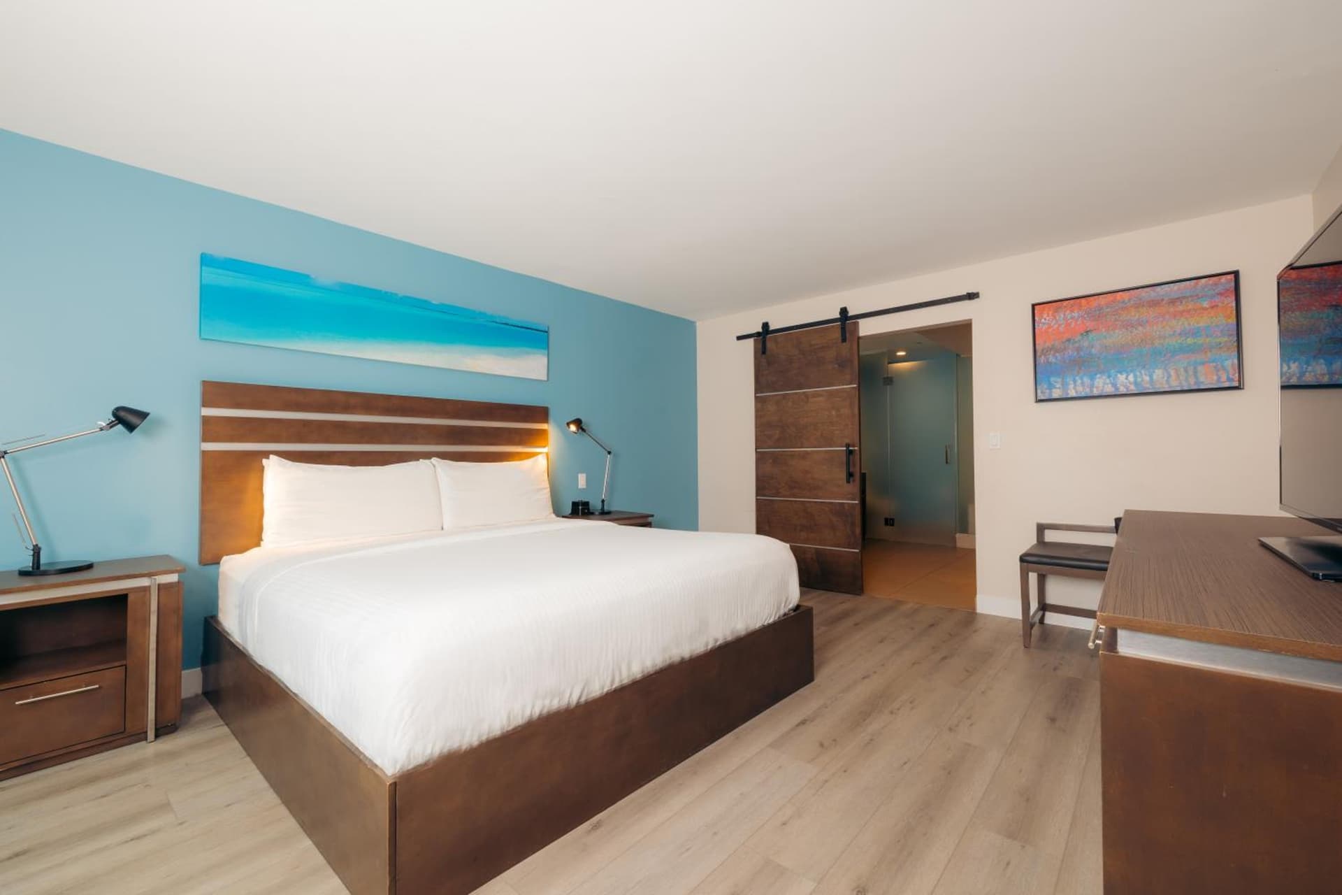 The Cove Hotel gallery photo in Long Beach, CA — image 94