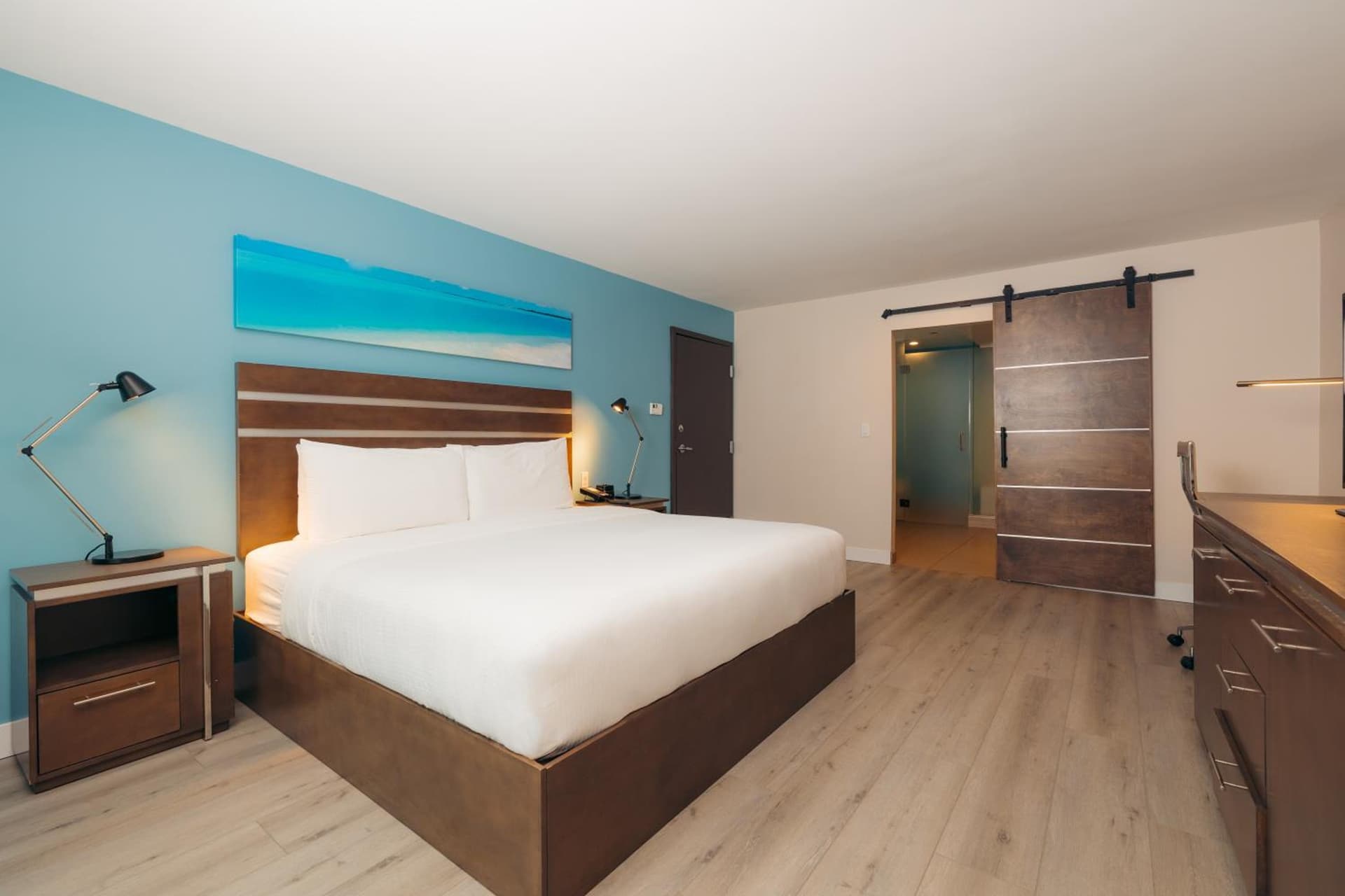The Cove Hotel gallery photo in Long Beach, CA — image 12