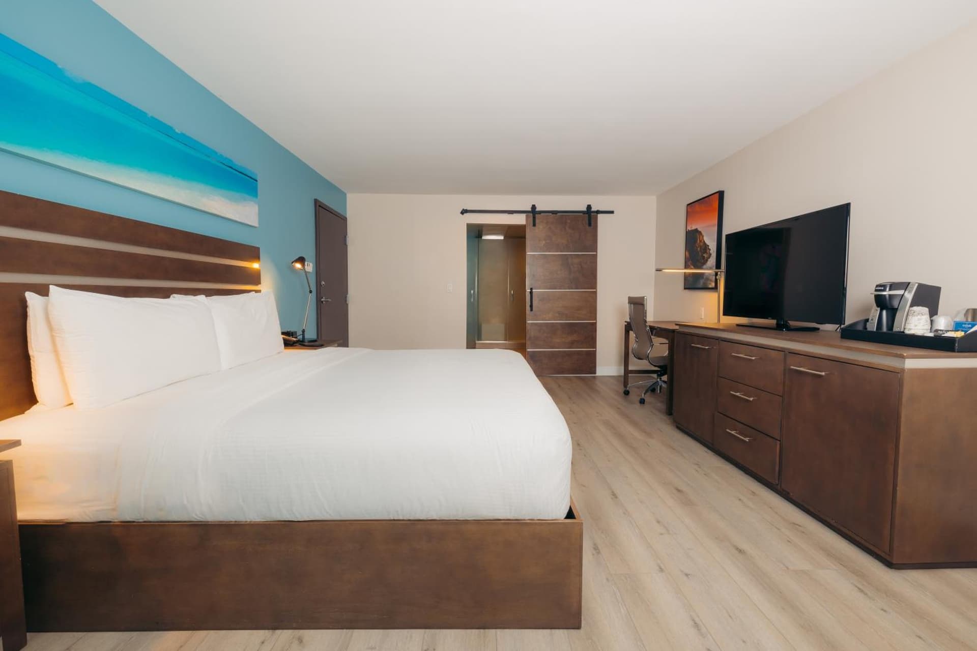 The Cove Hotel gallery photo in Long Beach, CA — image 14