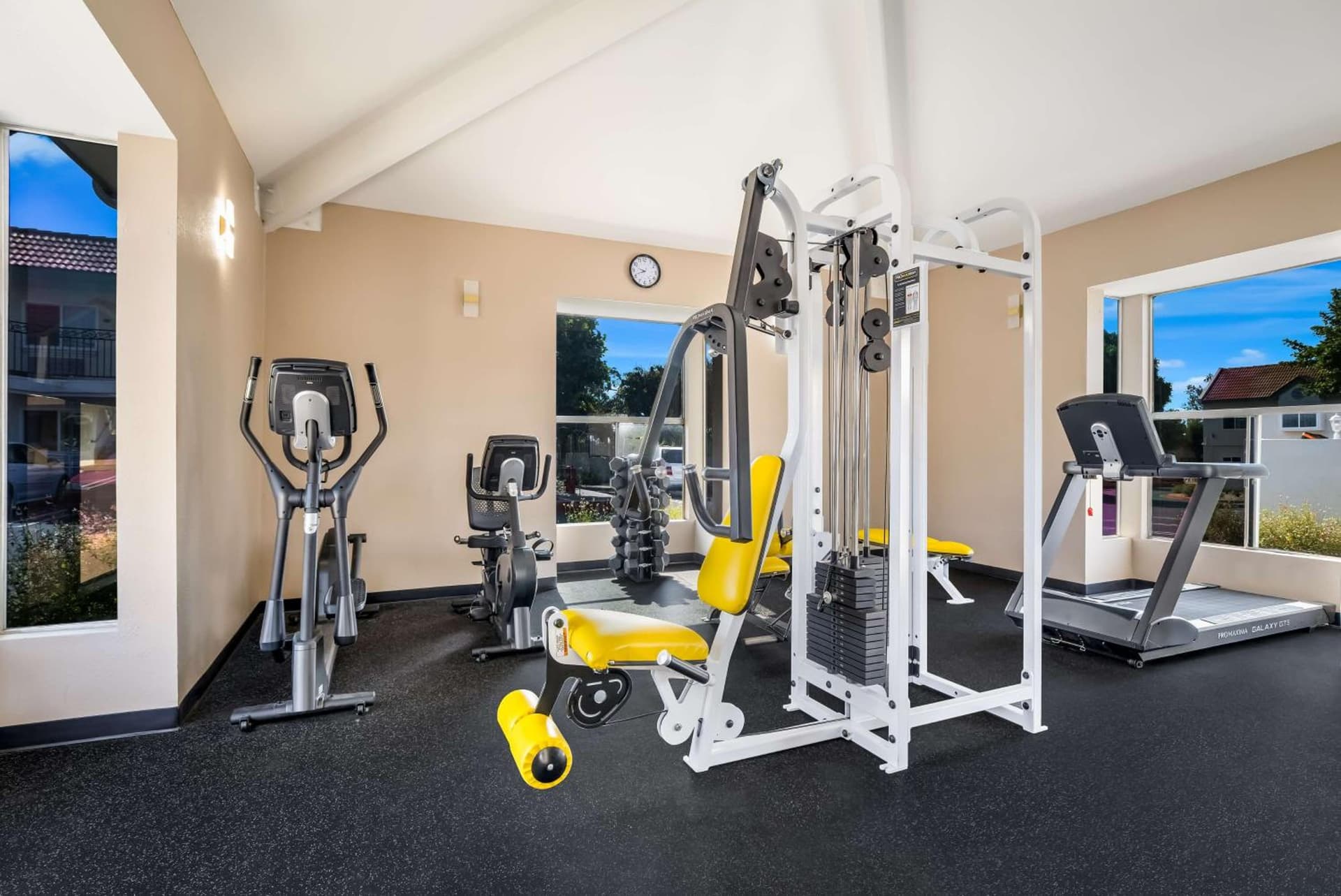 SureStay Plus Hotel by Best Western Upland - Ontario North gallery photo in Upland, CA — image 8