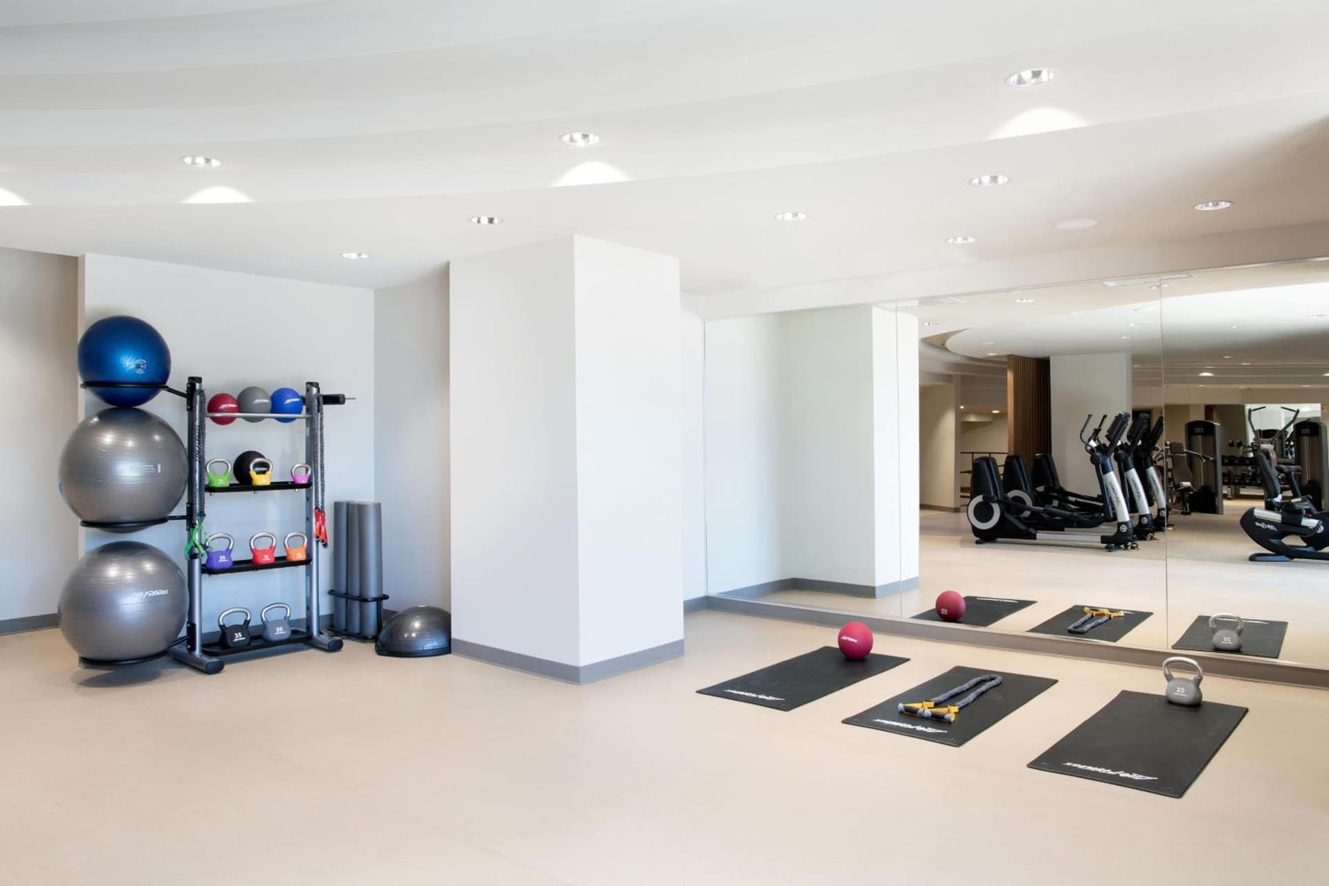 The Westin Dallas Stonebriar Golf Resort & Spa gallery photo in Frisco, TX — image 6
