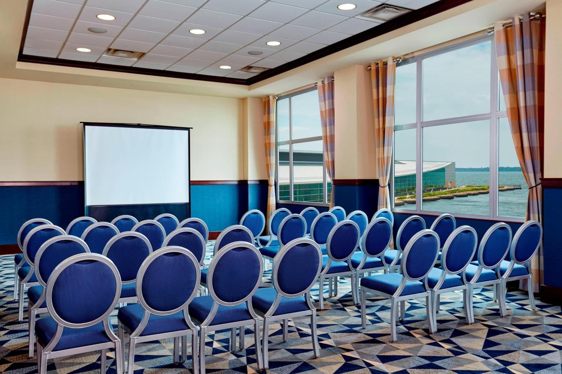 Sheraton Erie Bayfront Hotel gallery photo in Erie, PA — image 13