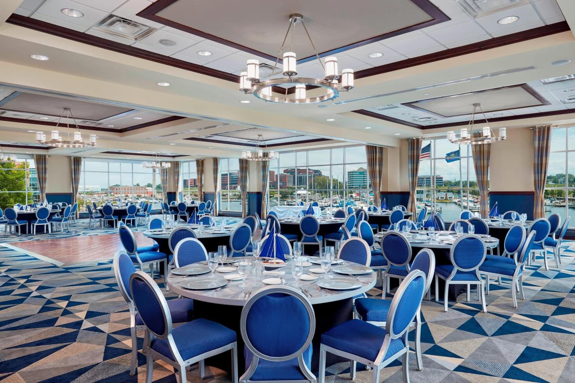 Sheraton Erie Bayfront Hotel gallery photo in Erie, PA — image 28