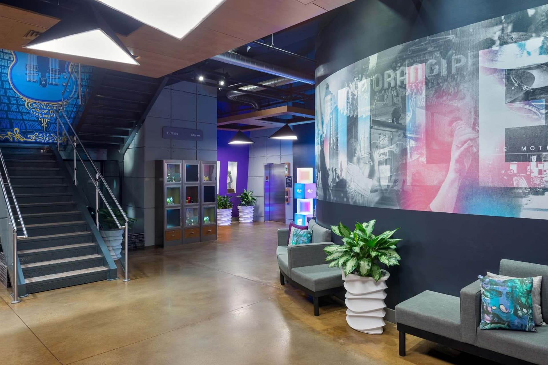 Aloft by Marriott Asheville Downtown gallery photo in Asheville, NC — image 21