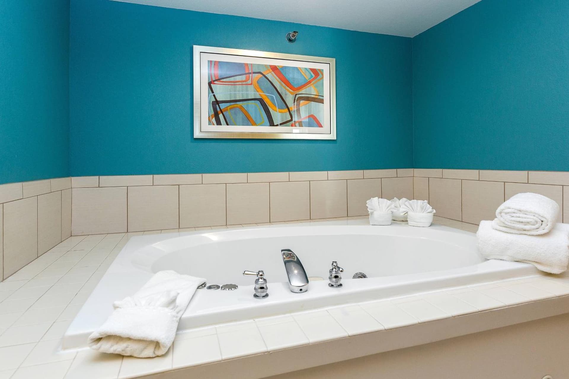 Fairfield Inn & Suites Des Moines West interior in West Des Moines, IA — gallery photo 2