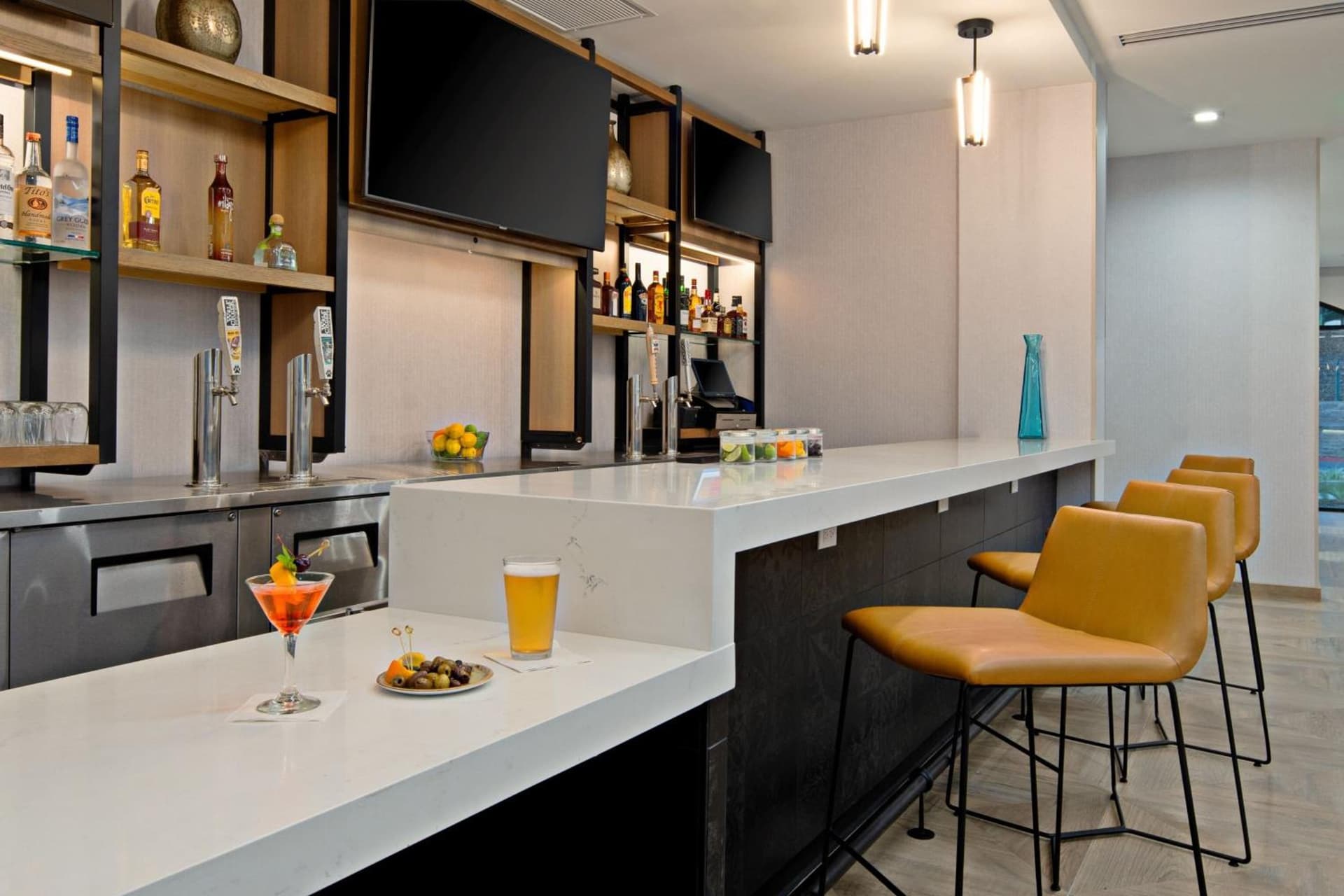 SpringHill Suites by Marriott Valencia gallery photo in Valencia, CA — image 31