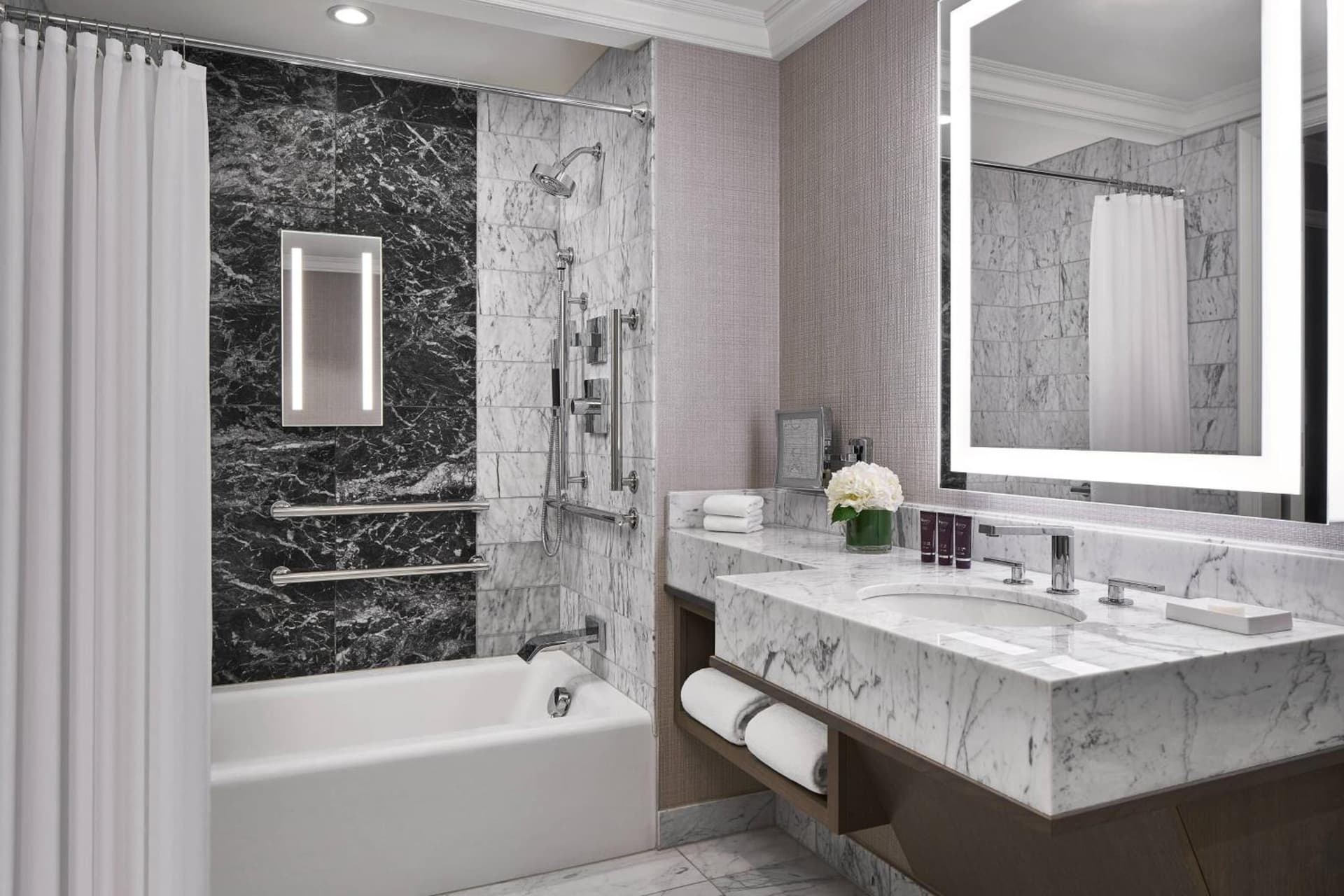 The Ritz-Carlton, Cleveland gallery photo in Cleveland, OH — image 41