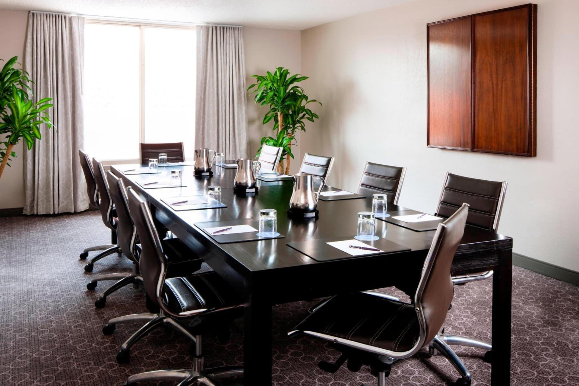 Sheraton Suites Fort Lauderdale at Cypress Creek gallery photo in Fort Lauderdale, FL — image 9