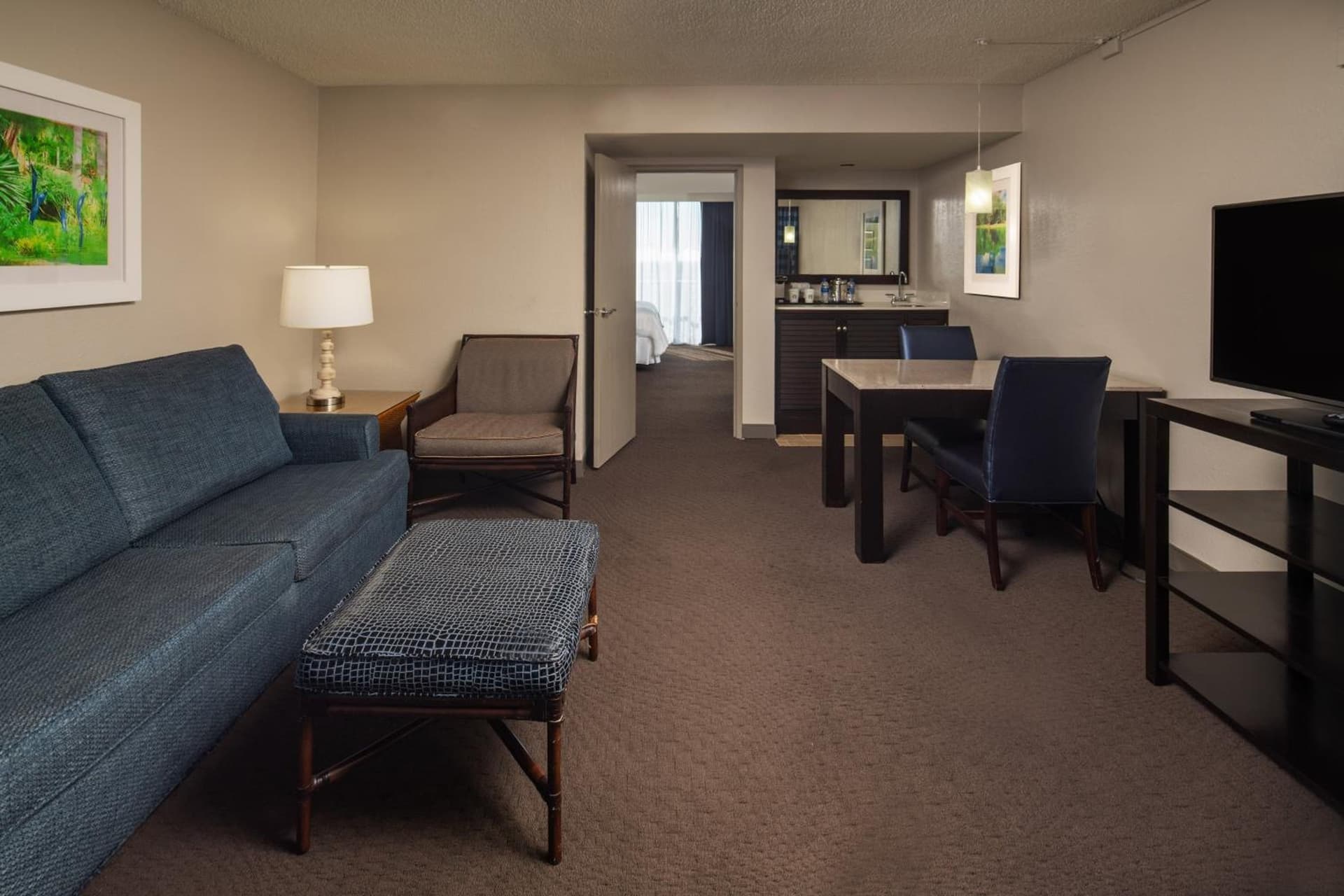 Sheraton Suites Fort Lauderdale at Cypress Creek gallery photo in Fort Lauderdale, FL — image 10