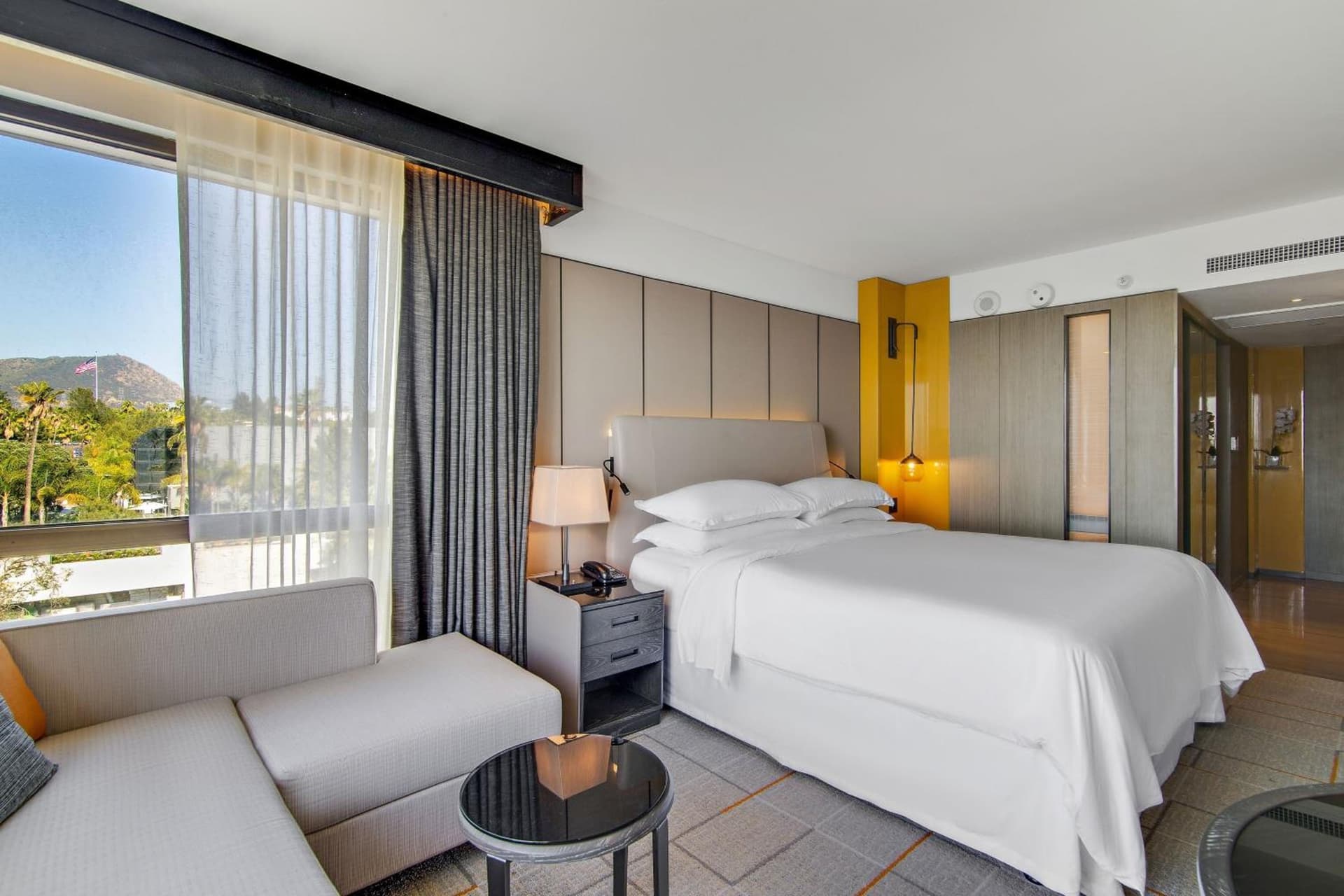 Sheraton Universal gallery photo in Los Angeles, CA — image 6
