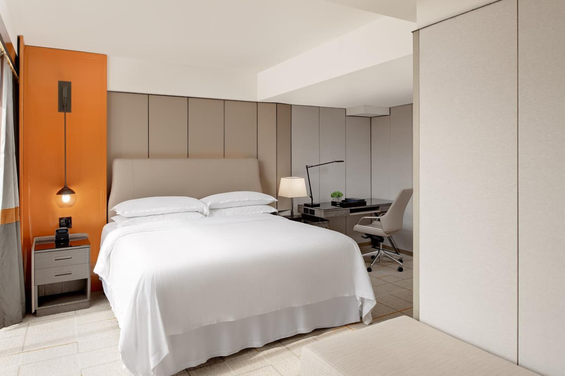 Sheraton Universal gallery photo in Los Angeles, CA — image 26