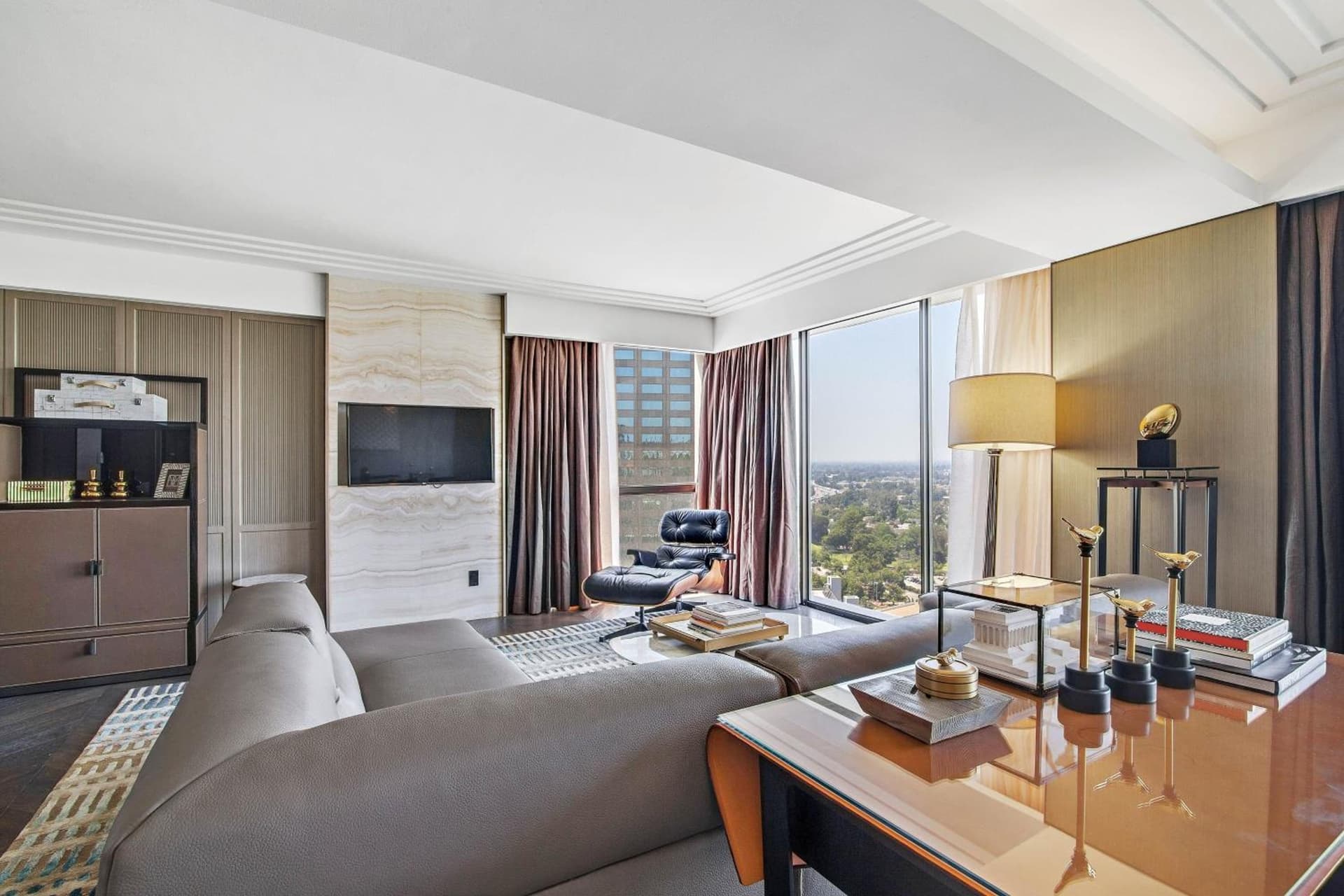 Sheraton Universal gallery photo in Los Angeles, CA — image 67