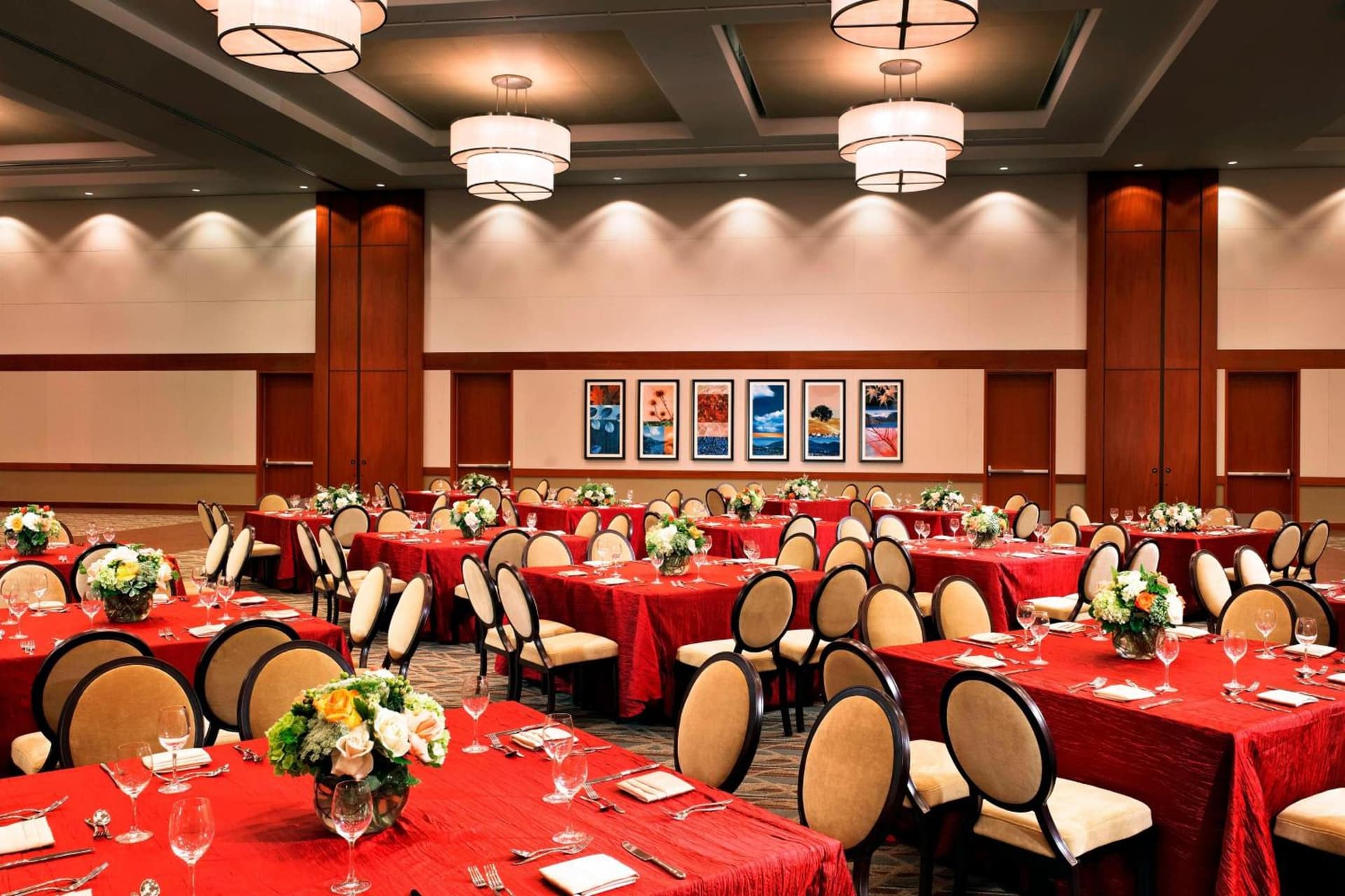 Sheraton Fairplex Suites & Conference Center gallery photo in Pomona, CA — image 4