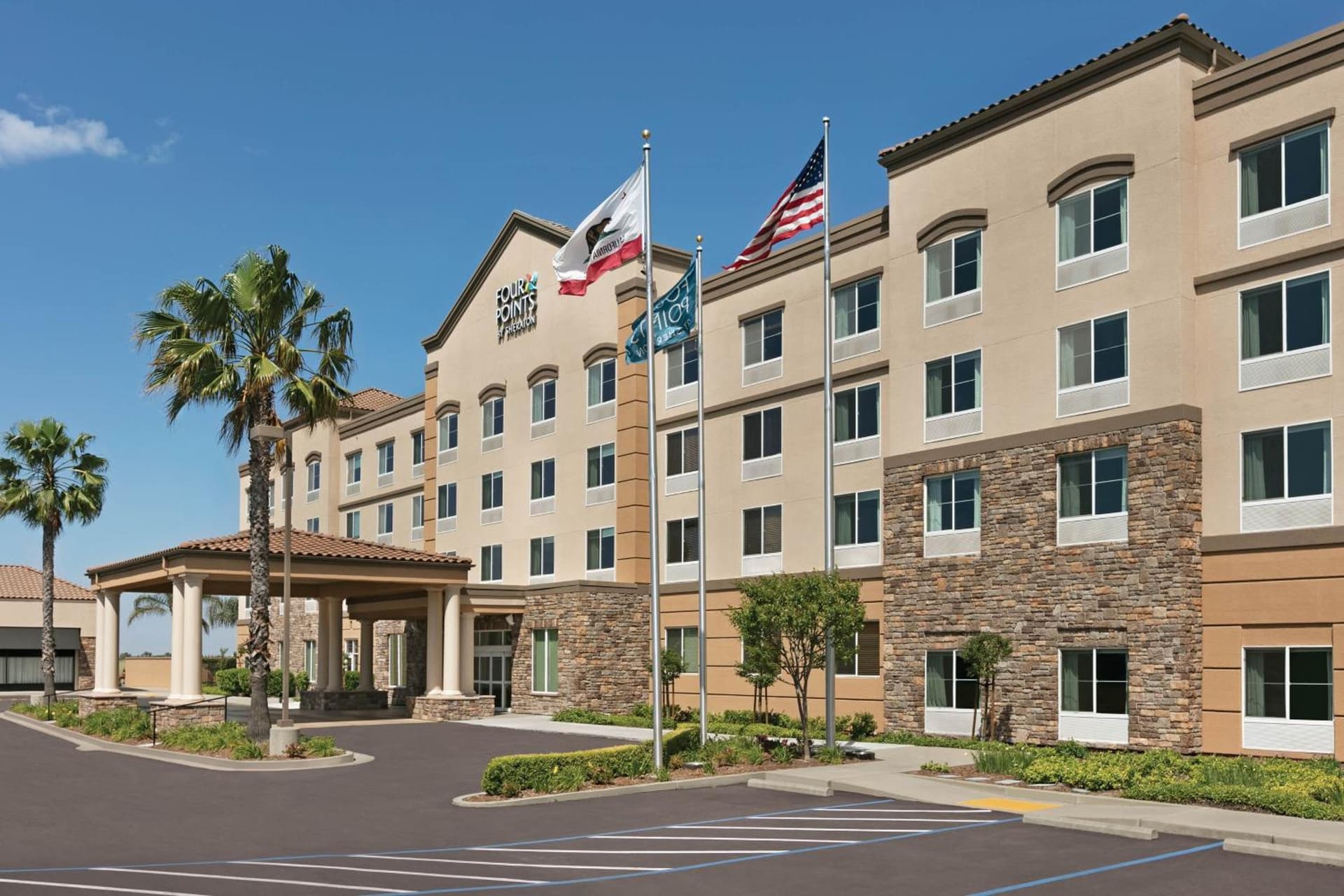 Four Points by Sheraton Sacramento Airport interior in Sacramento, CA — gallery photo 2