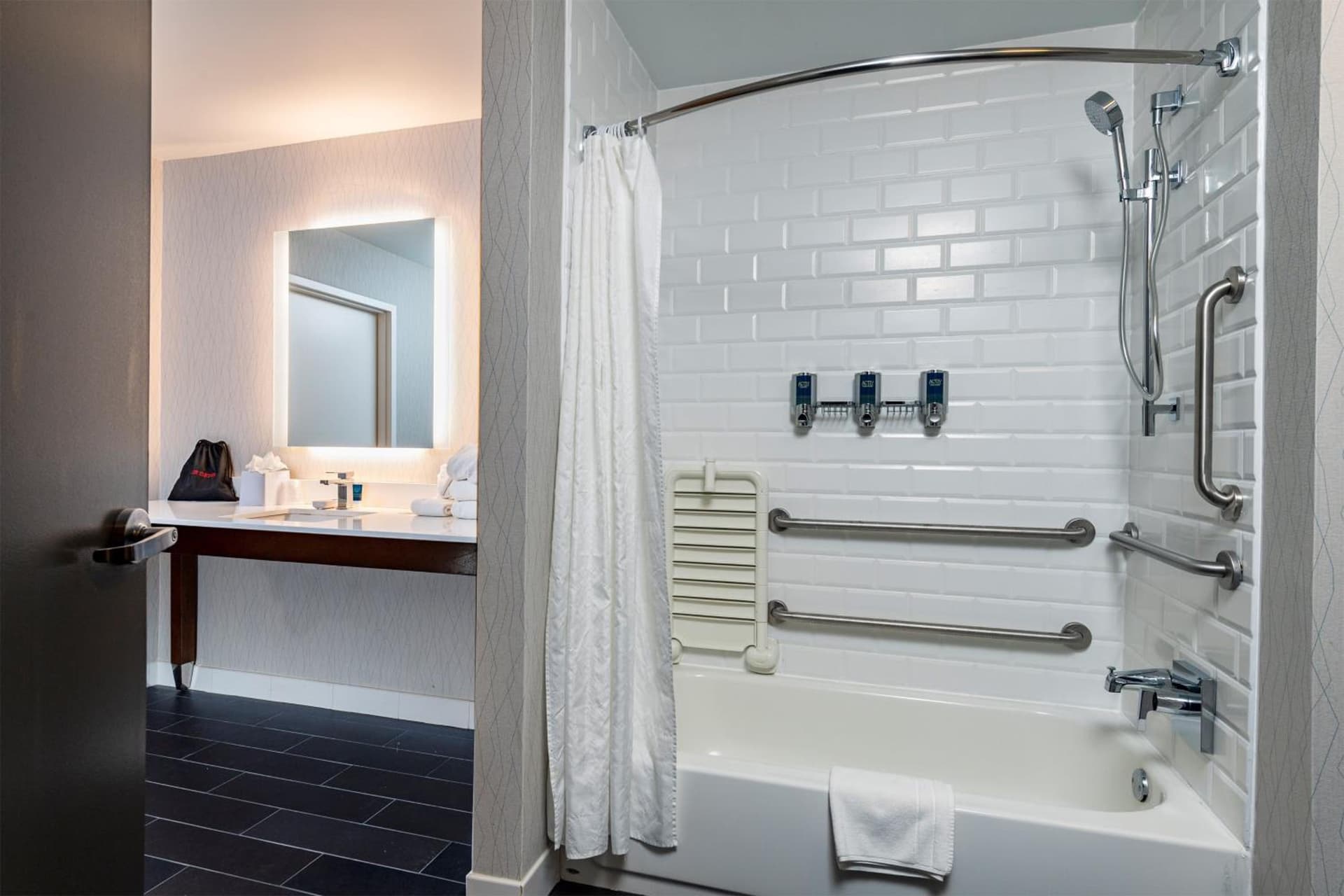 Radisson Hotel Fairview Heights - St Louis gallery photo in Fairview Heights, IL — image 46
