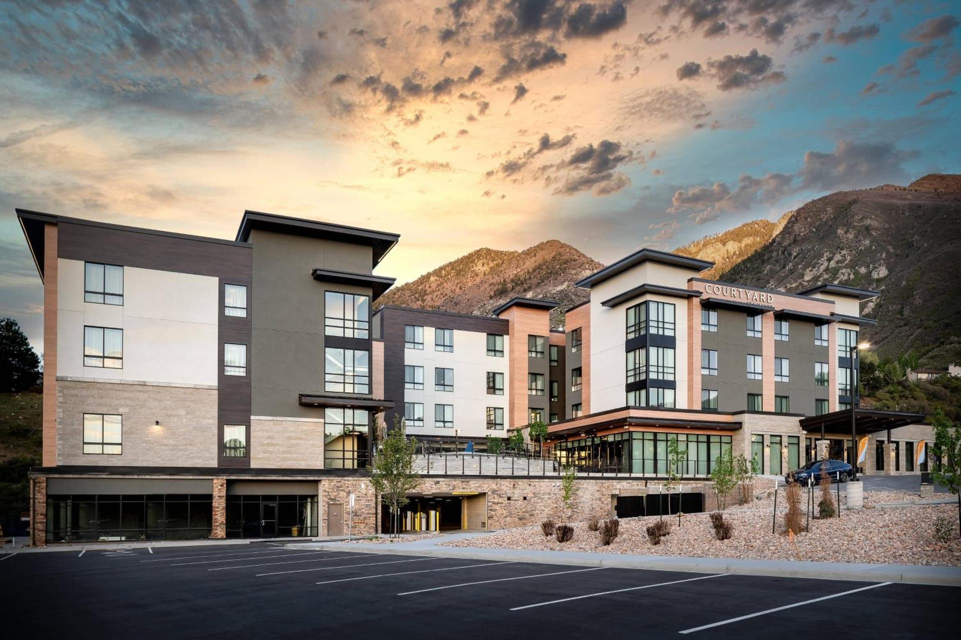 Courtyard by Marriott Salt Lake City Cottonwood featured exterior or lobby in Cottonwood Heights, UT — similar hotel