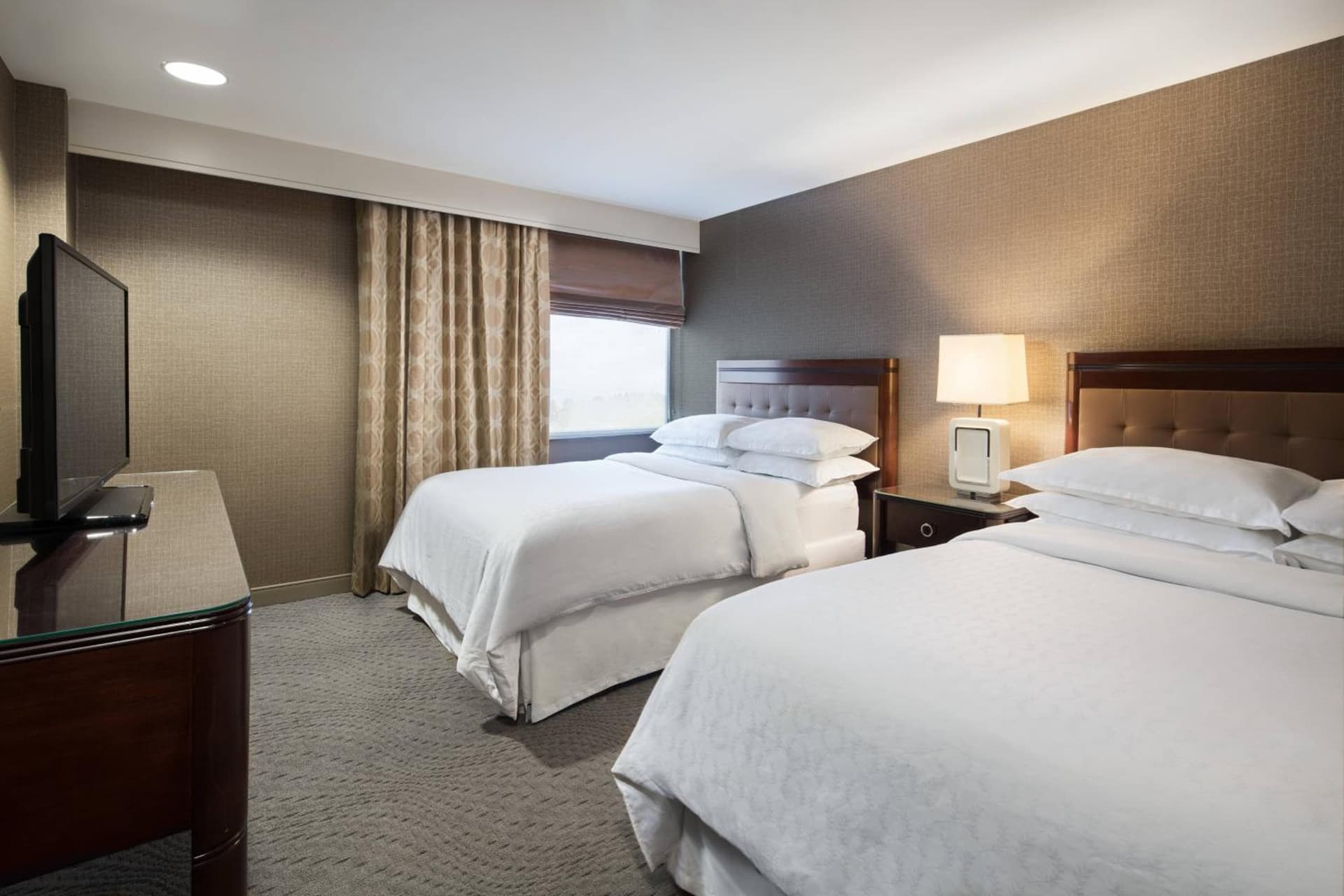 Sheraton Pittsburgh Airport Hotel gallery photo in Coraopolis, PA — image 12