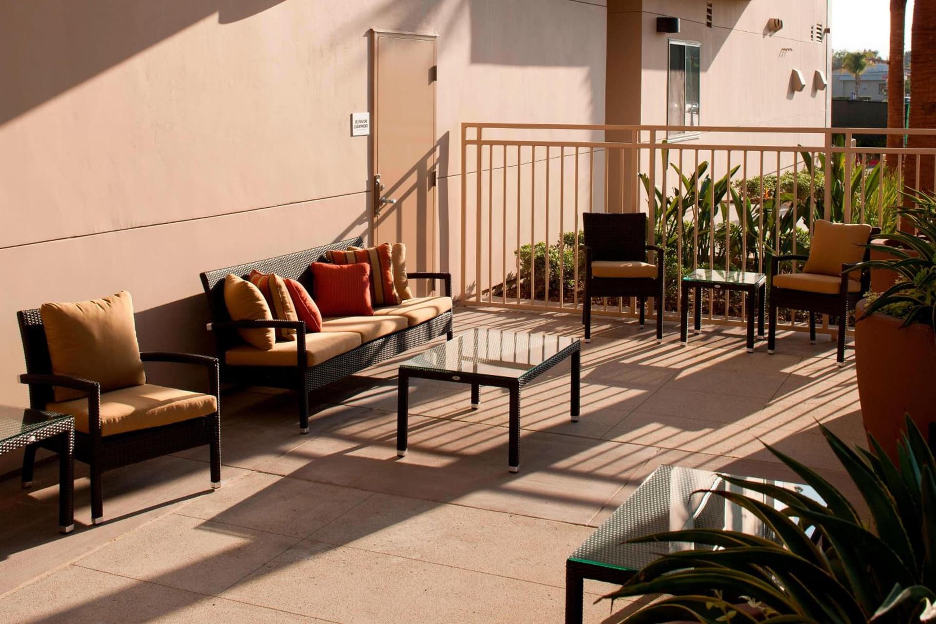 Courtyard by Marriott Santa Ana Orange County gallery photo in Santa Ana, CA — image 25