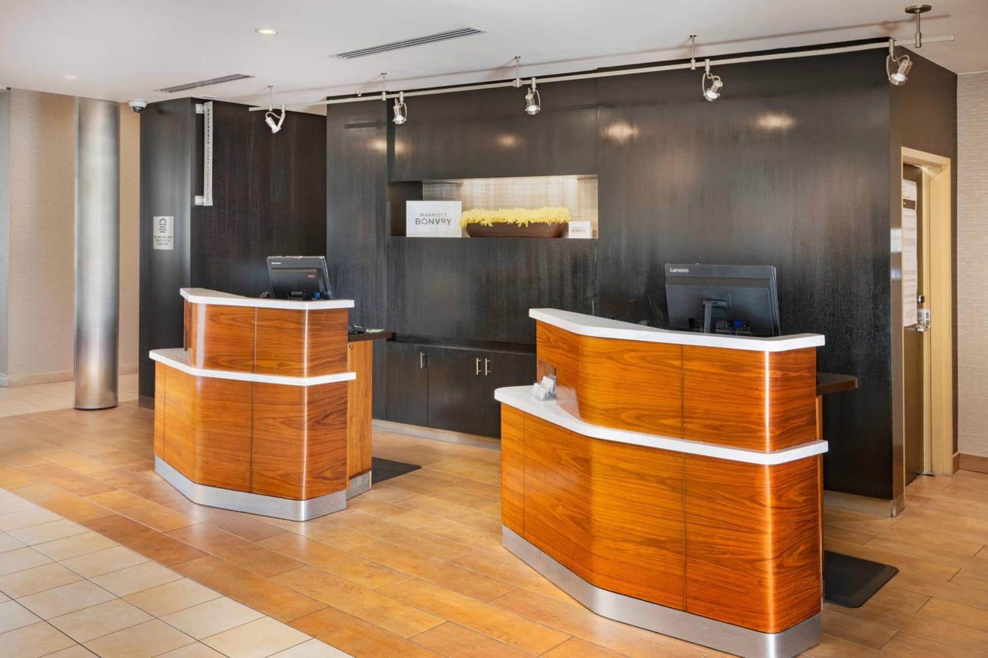 Courtyard by Marriott Santa Ana Orange County gallery photo in Santa Ana, CA — image 19