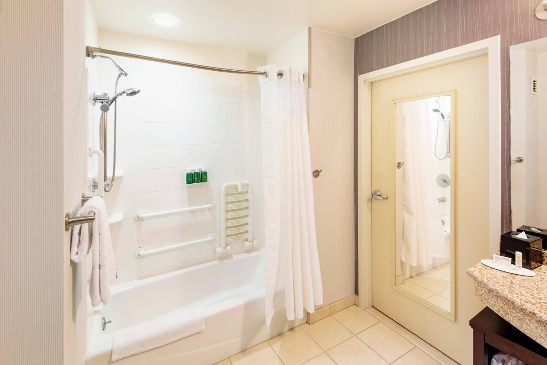 Courtyard by Marriott Santa Ana Orange County gallery photo in Santa Ana, CA — image 38