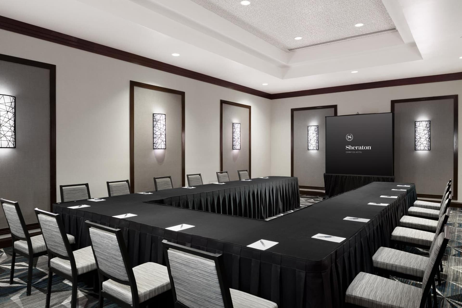 Sheraton Cerritos gallery photo in Buena Park, CA — image 42