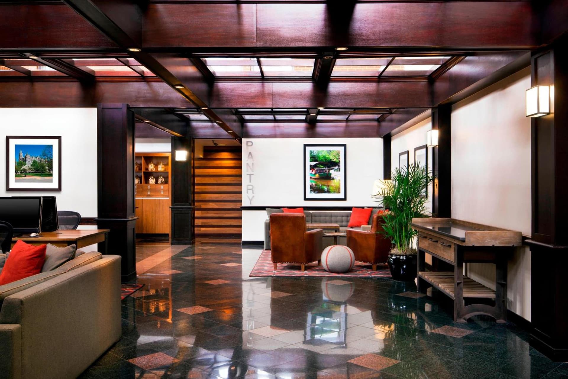 Four Points by Sheraton Richmond Airport interior in Sandston, VA — gallery photo 2