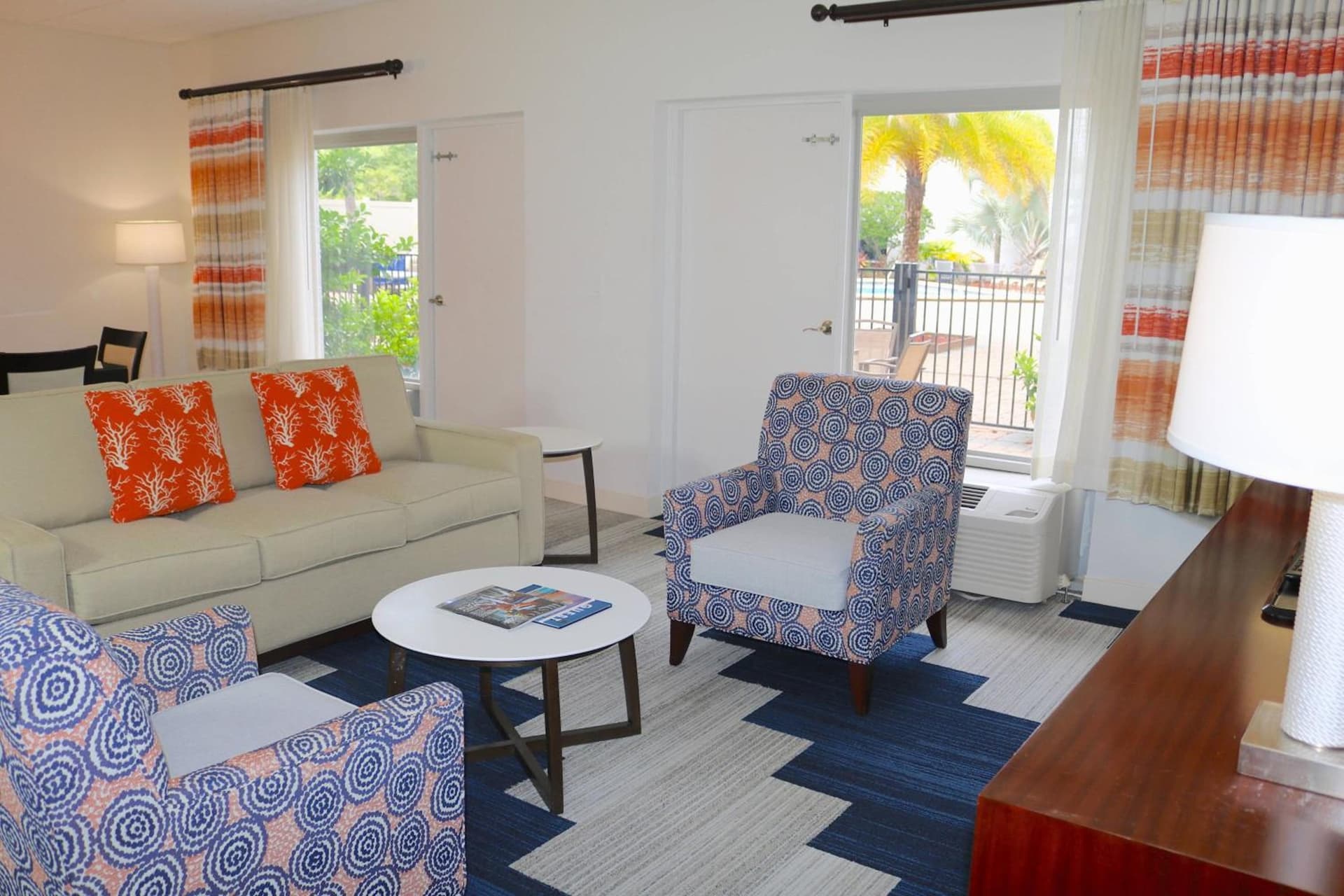 Southbank Hotel Jacksonville Riverwalk gallery photo in Jacksonville, FL — image 17
