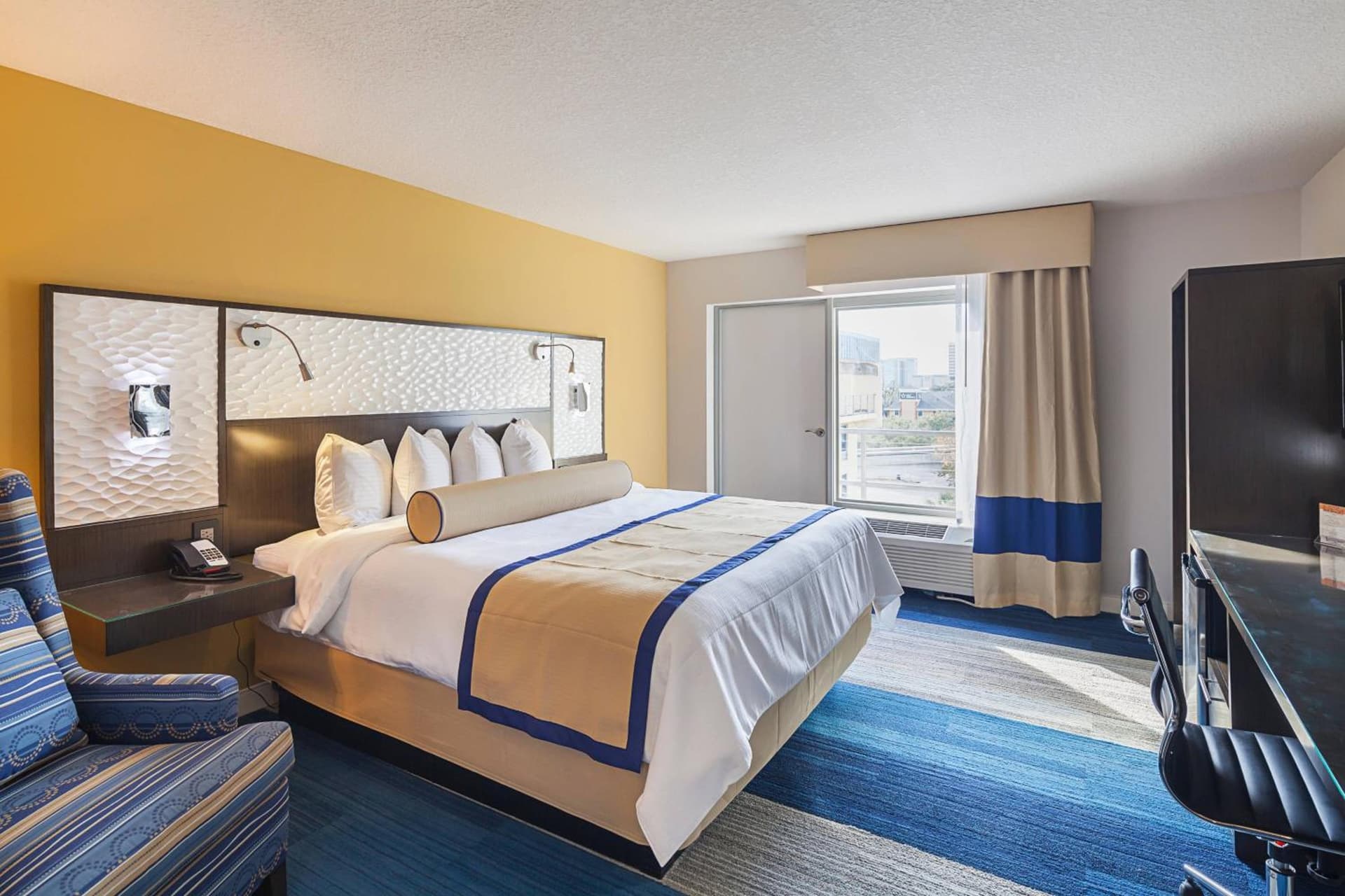 Southbank Hotel Jacksonville Riverwalk gallery photo in Jacksonville, FL — image 14