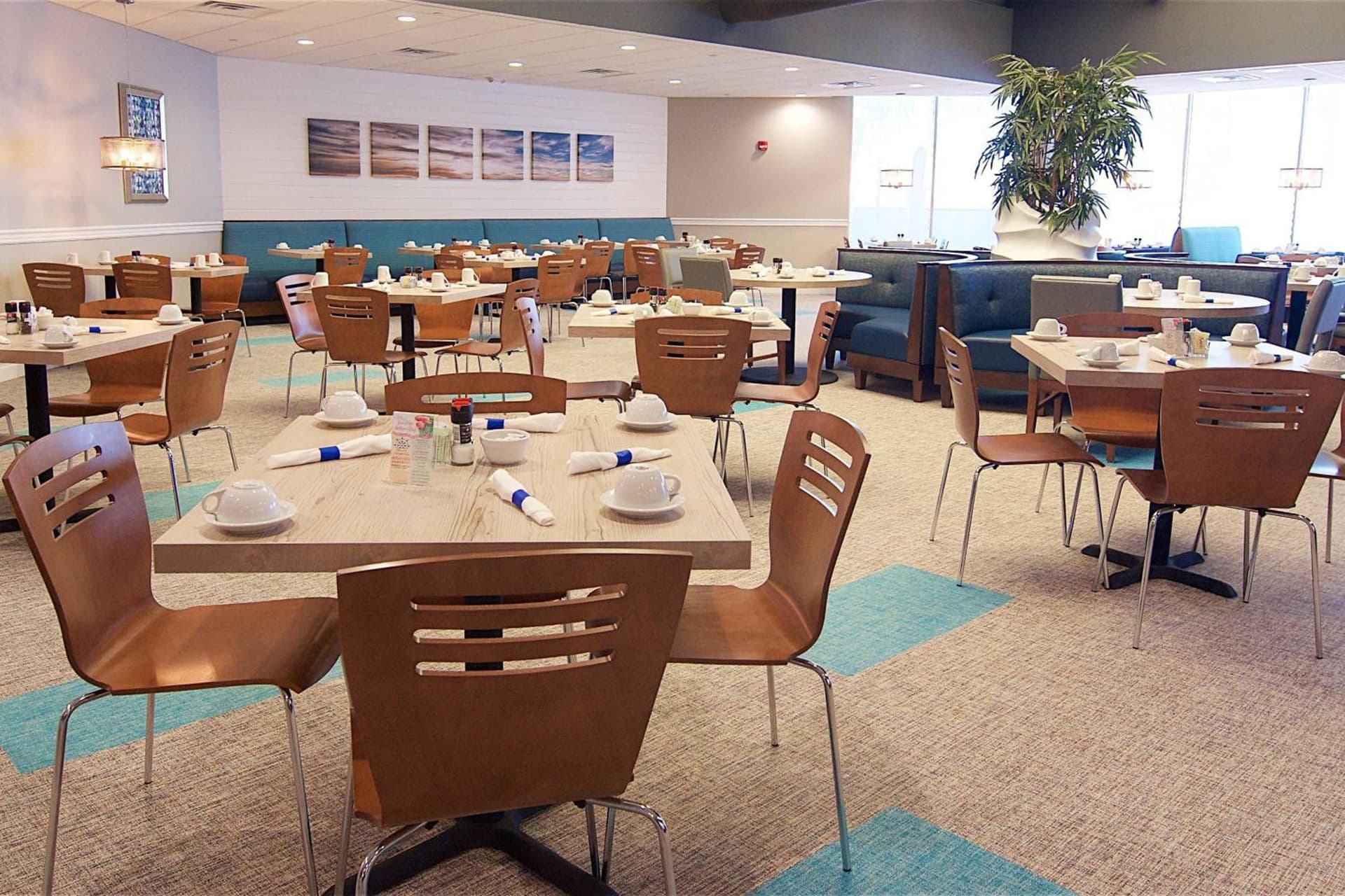 Southbank Hotel Jacksonville Riverwalk gallery photo in Jacksonville, FL — image 4