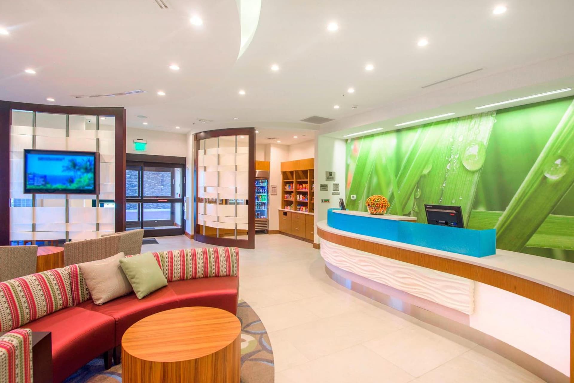 SpringHill Suites by Marriott Wilmington Wrightsville Beach interior in Wilmington, NC — gallery photo 2