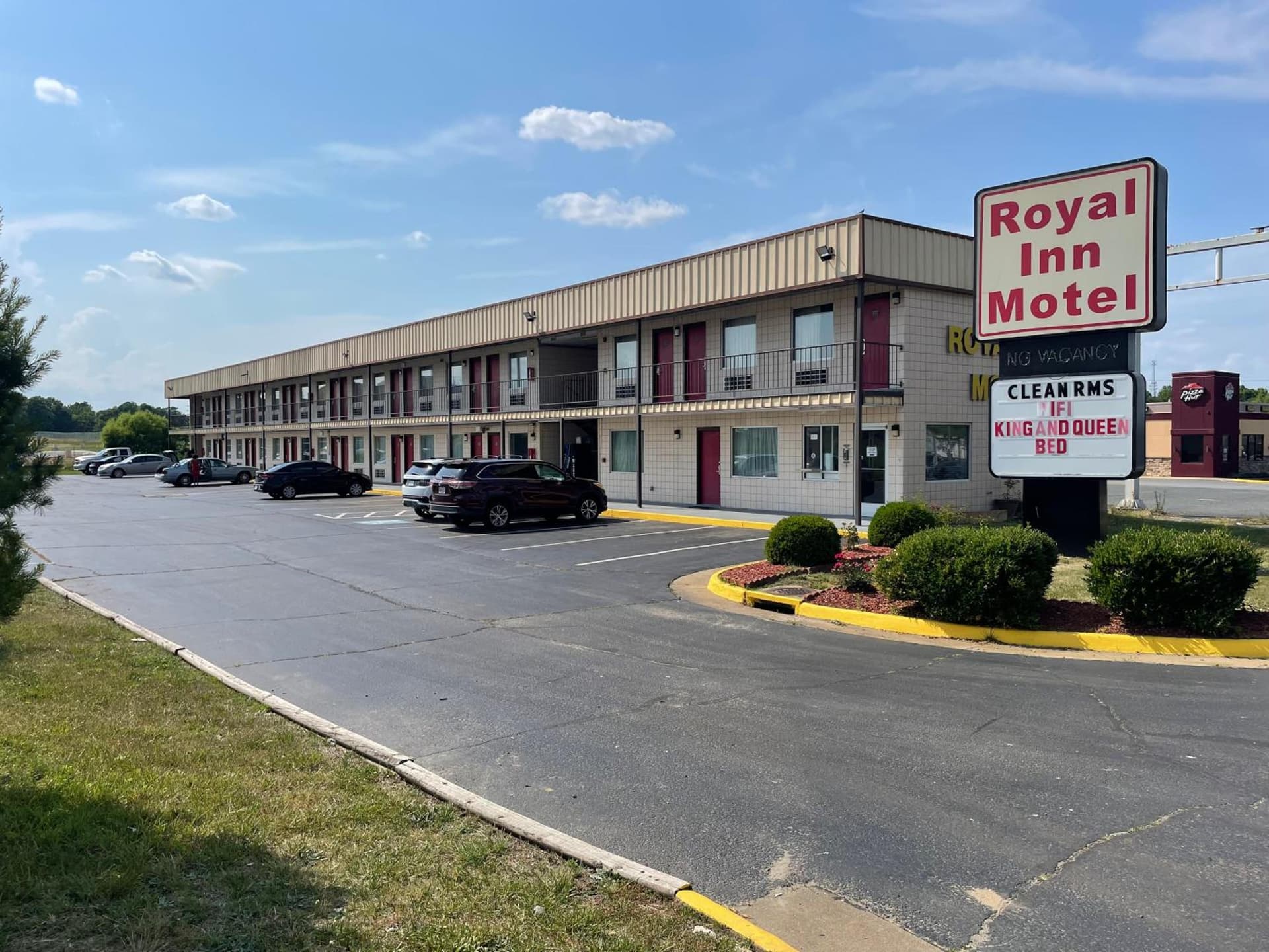 Royal Inn Motel featured exterior or lobby in Fredericksburg, VA — similar hotel