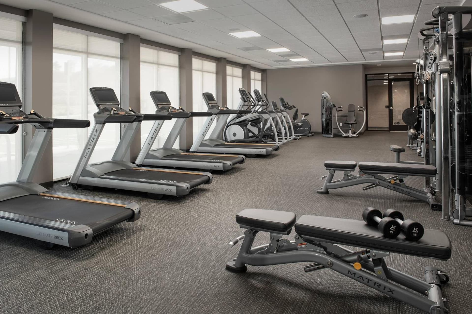 Courtyard by Marriott Portland East gallery photo in Portland, OR — image 6