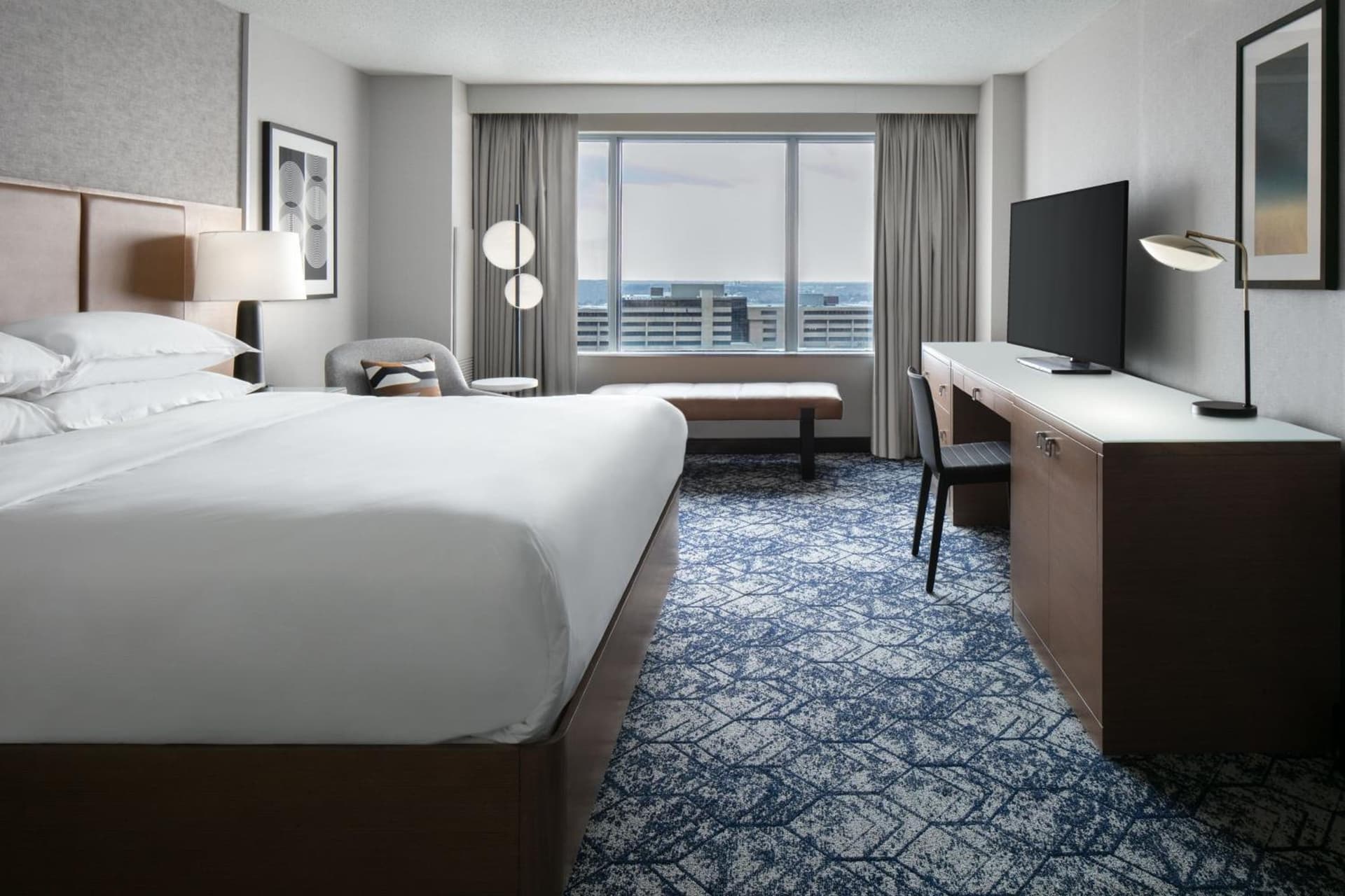 Sheraton Overland Park Hotel at the Convention Center gallery photo in Overland Park, KS — image 26